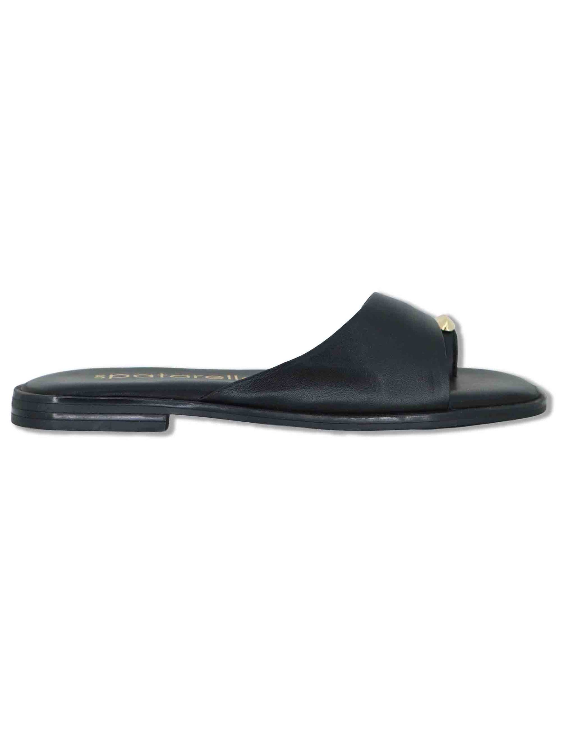 Sandali bassi donna infradito in pelle nera con anello SP262050 001 Spatarella 