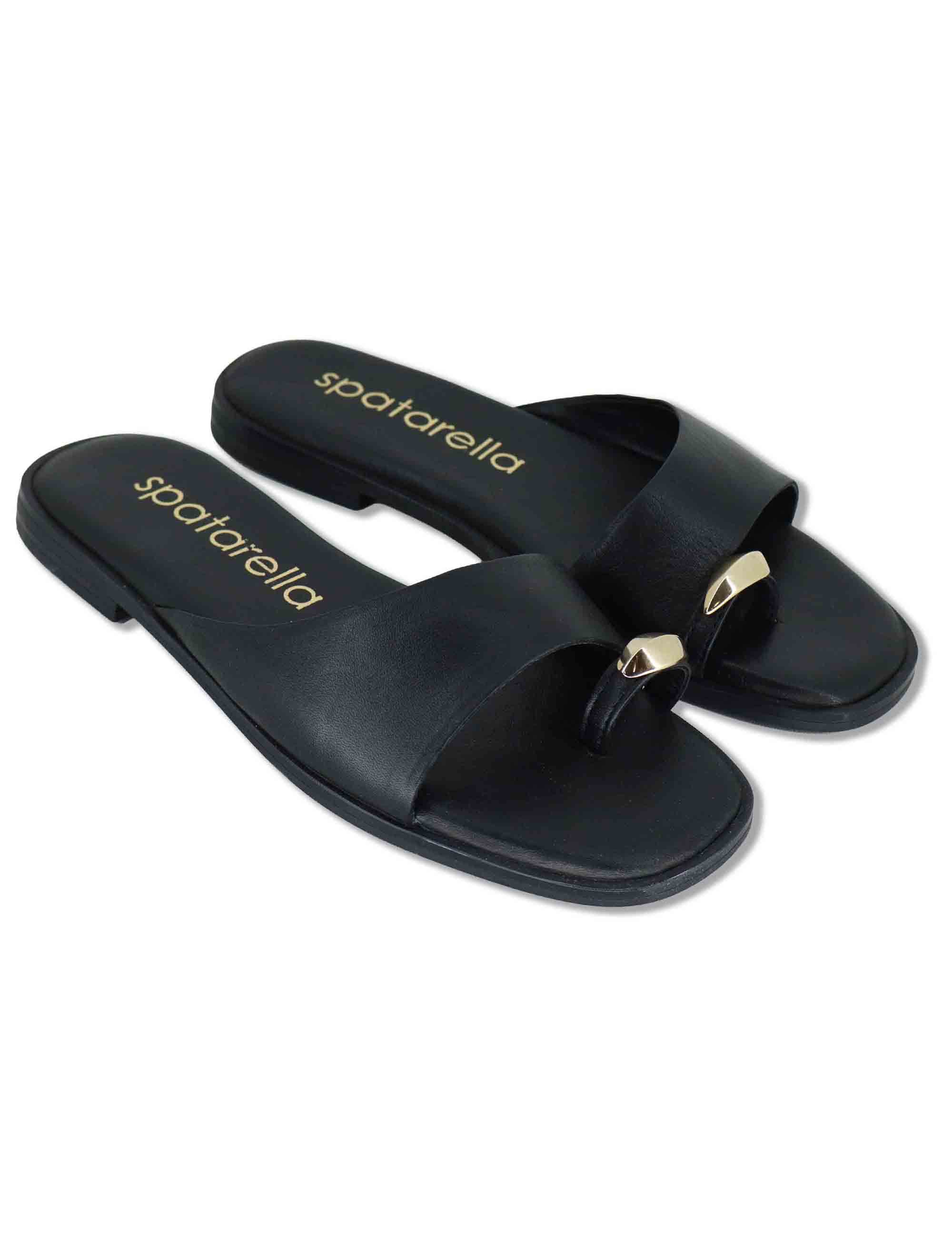 Sandali bassi donna infradito in pelle nera con anello SP262050 001 Spatarella 