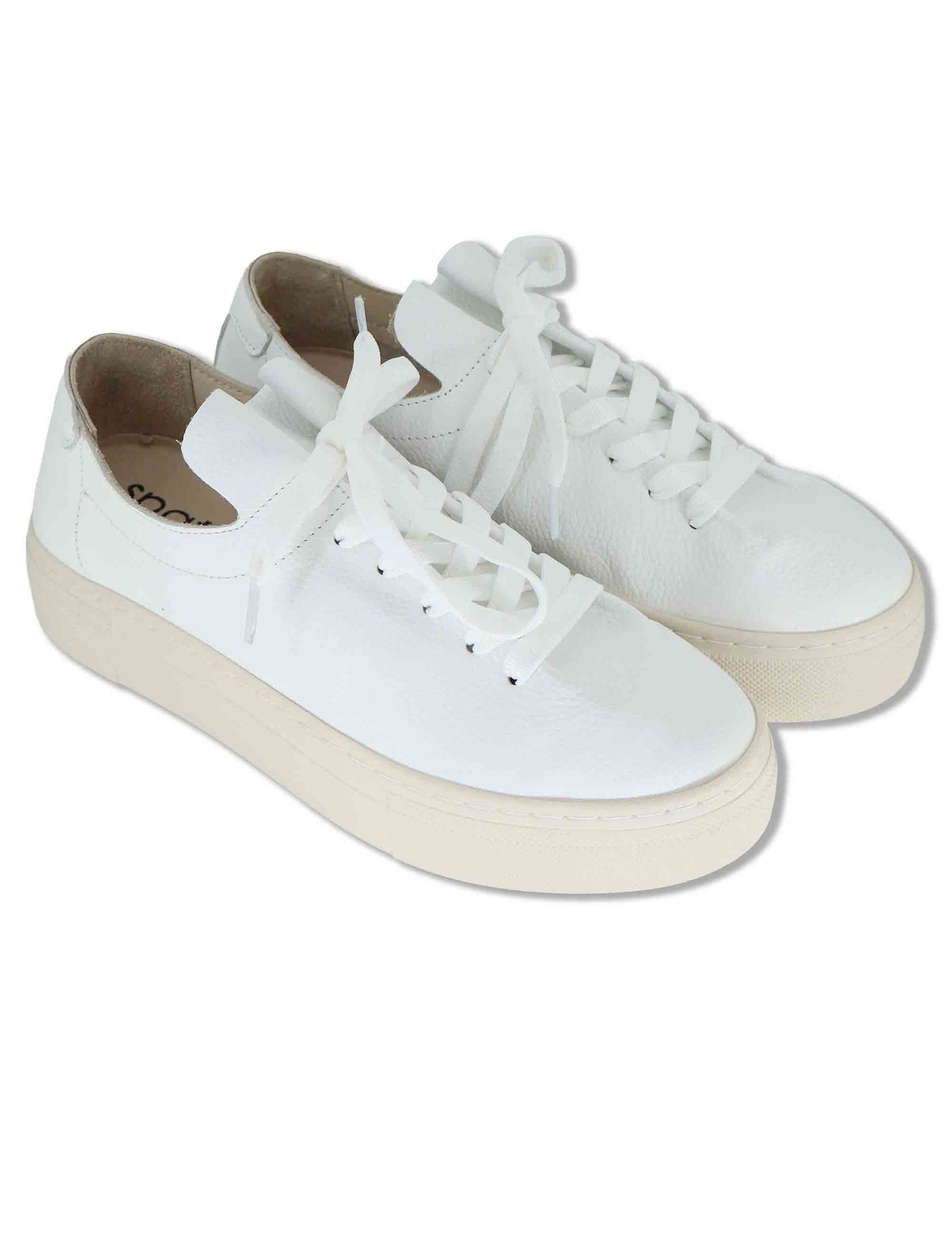 Sneakers donna in pelle bianca con linguetta arricciata e laccio in tulle SP60030 100 Spatarella 