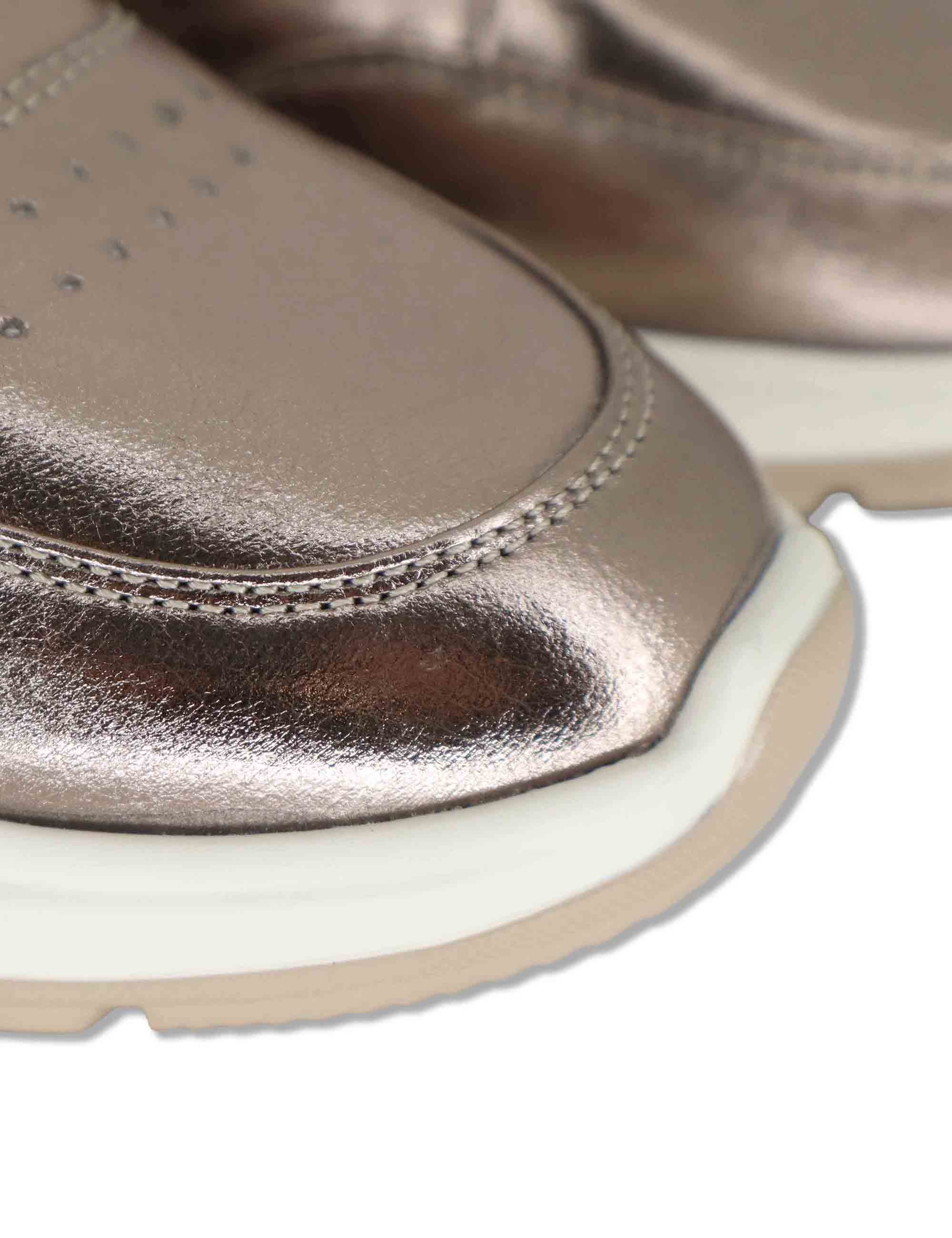 Sneakers donna in pelle laminata rosa con suola in gomma ammortizzata SP60041 023 Spatarella 