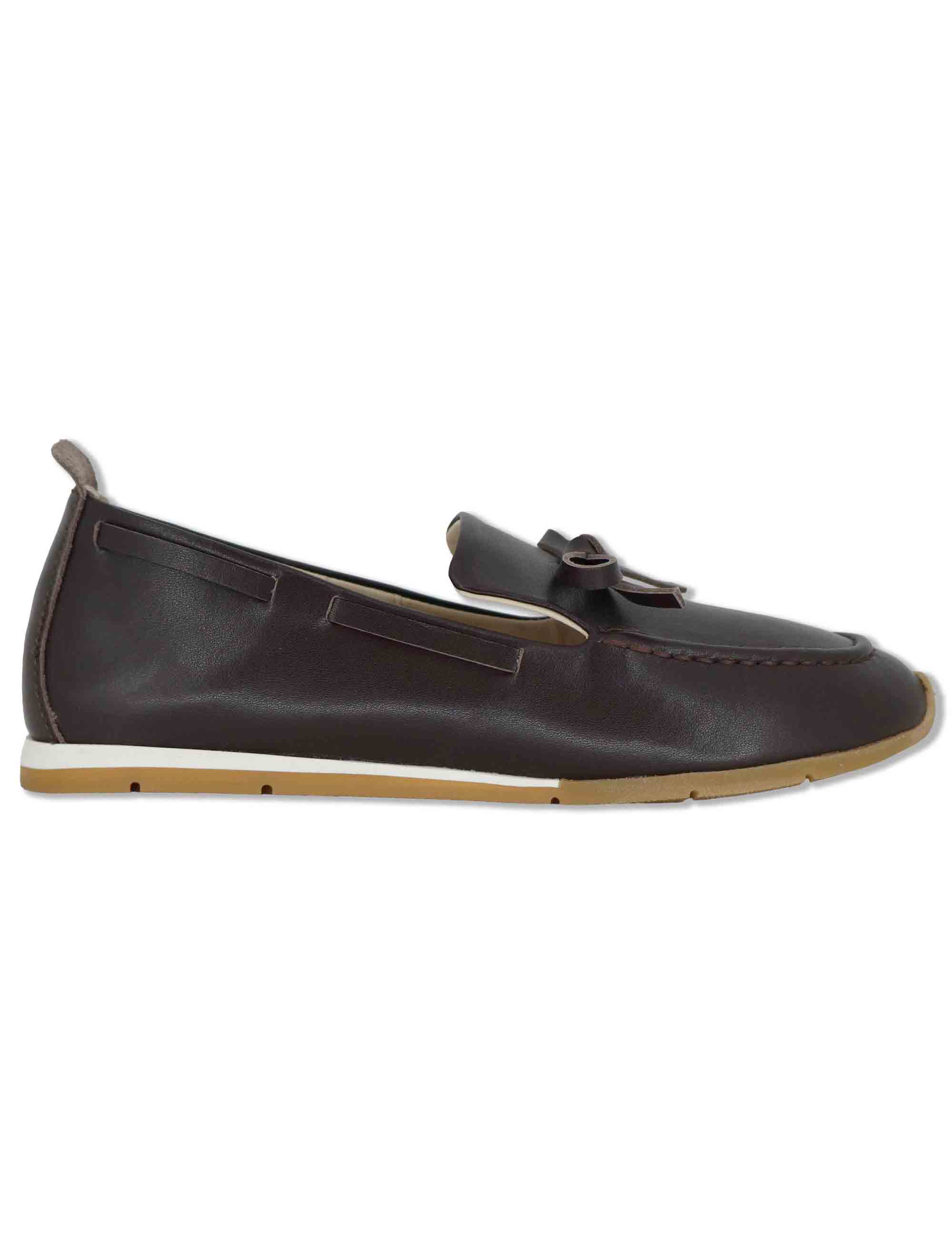 Mocassini donna in pelle marrone con fiocchetti e suola bassa in gomma SP60109 014 Spatarella 