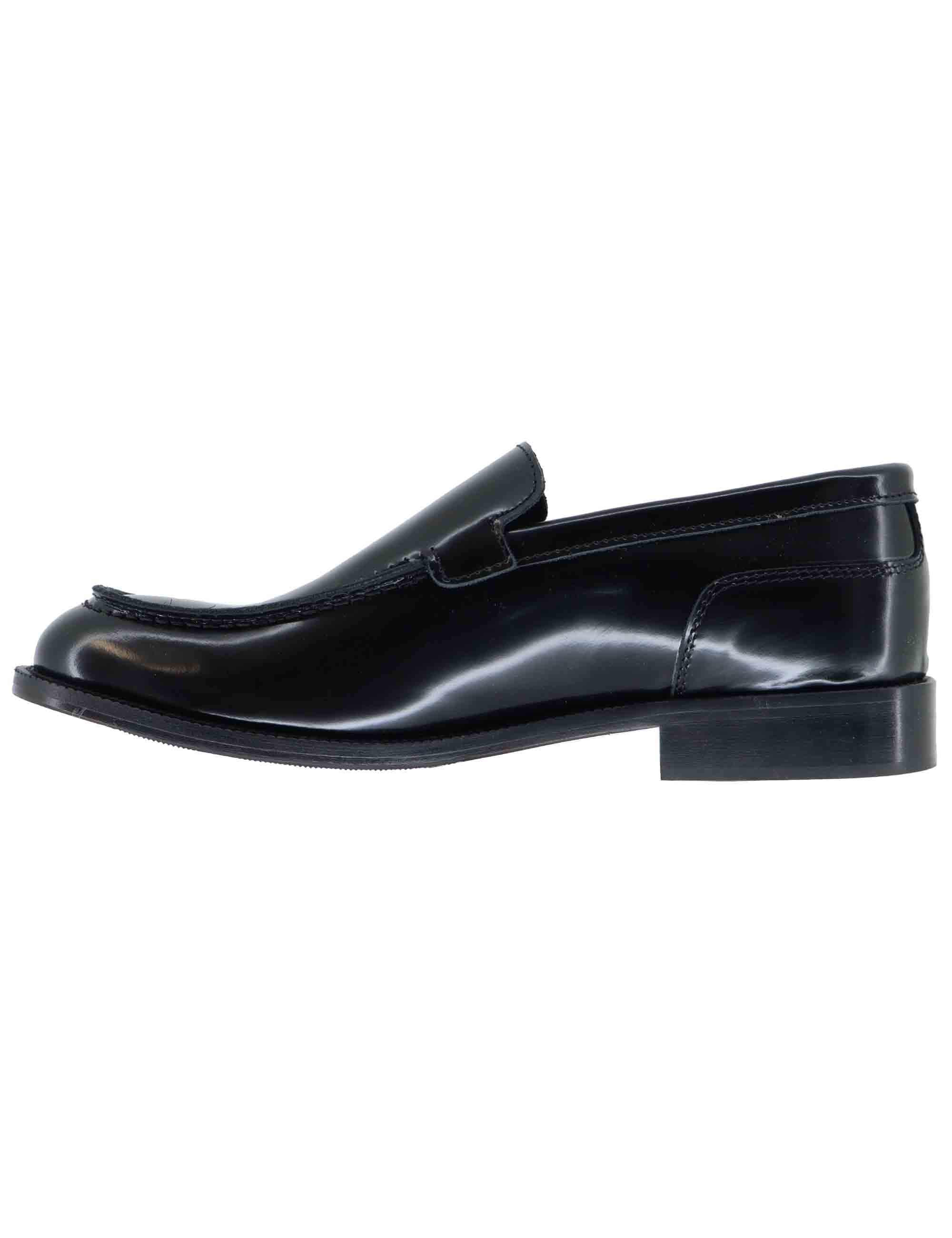 Mocassini uomo in pelle nera con patta liscia SPDU6013 001 Spatarella 