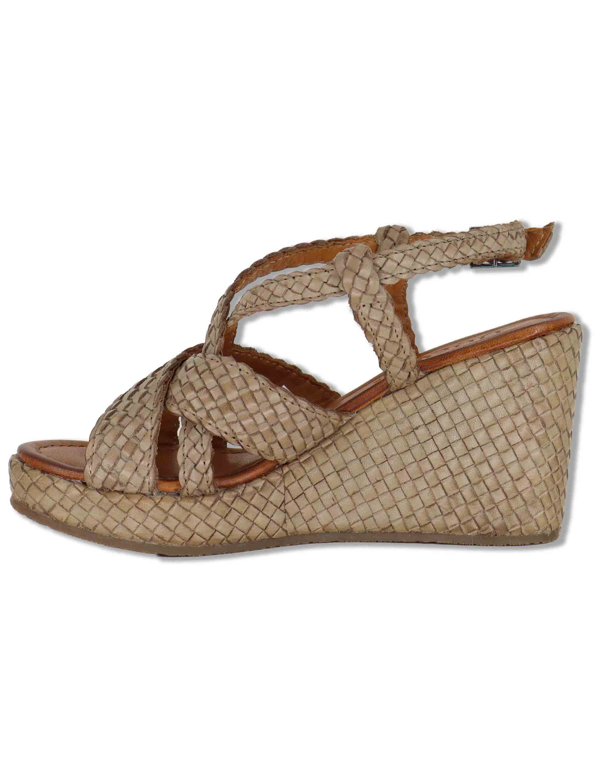 Sandali donna slingback in pelle intrecciata taupe con zeppa alta WD319R24 500022 Vueva 