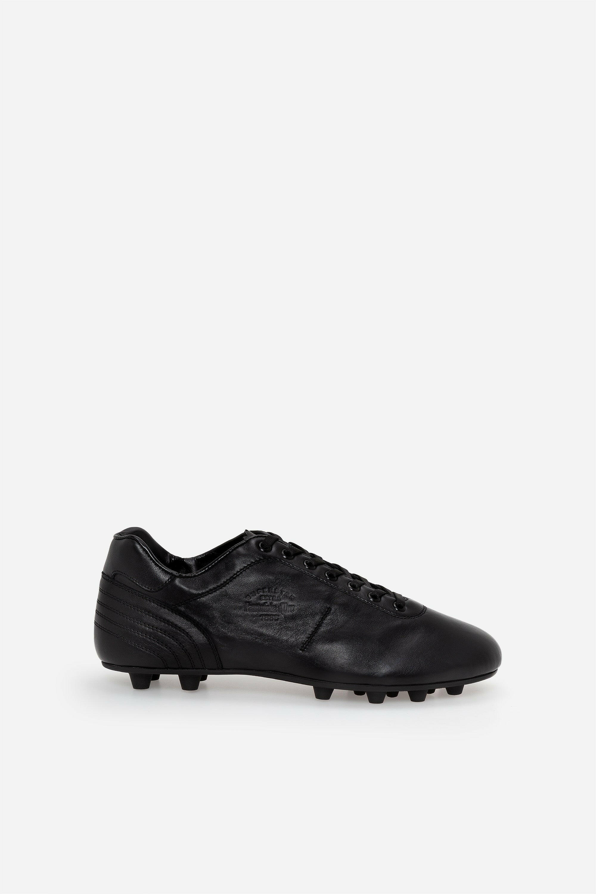 Scarpe da calcio in Lazzarini pelle nera.