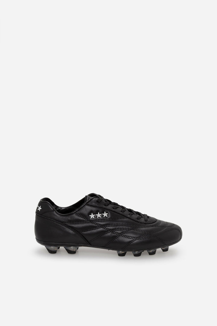 Scarpe da calcio New Star in pelle nera.