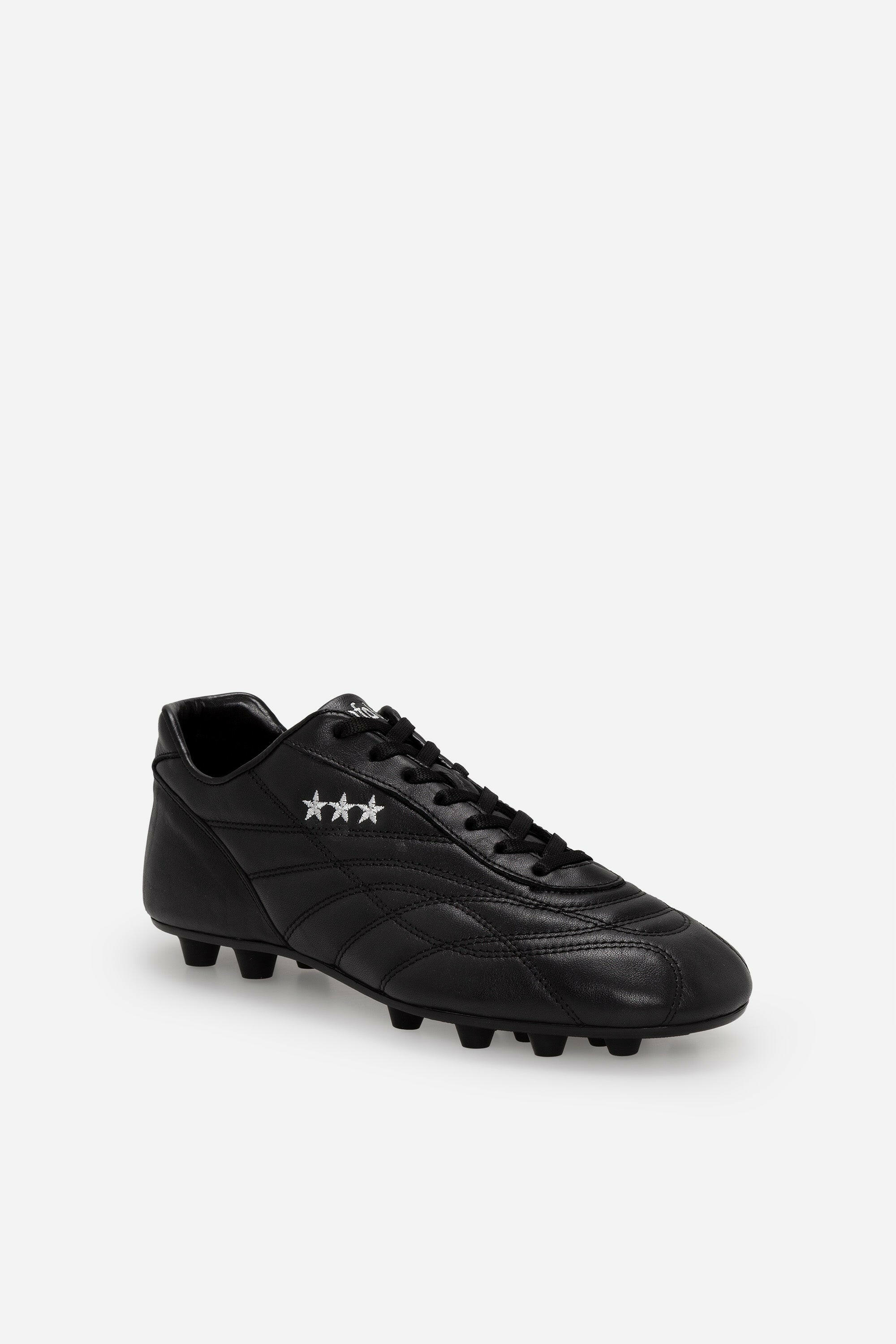 Scarpe da calcio New Star in pelle nera.