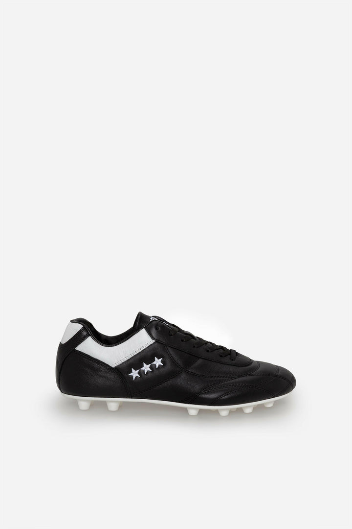 Scarpe da calcio Epoca in pelle nera.