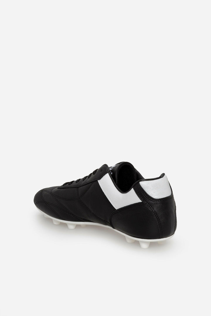 Scarpe da calcio Epoca in pelle nera.