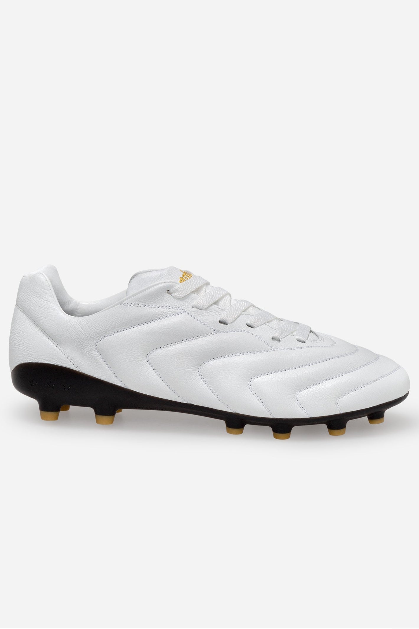 Chaussures de football Superleggera 2.0 en cuir blanc.