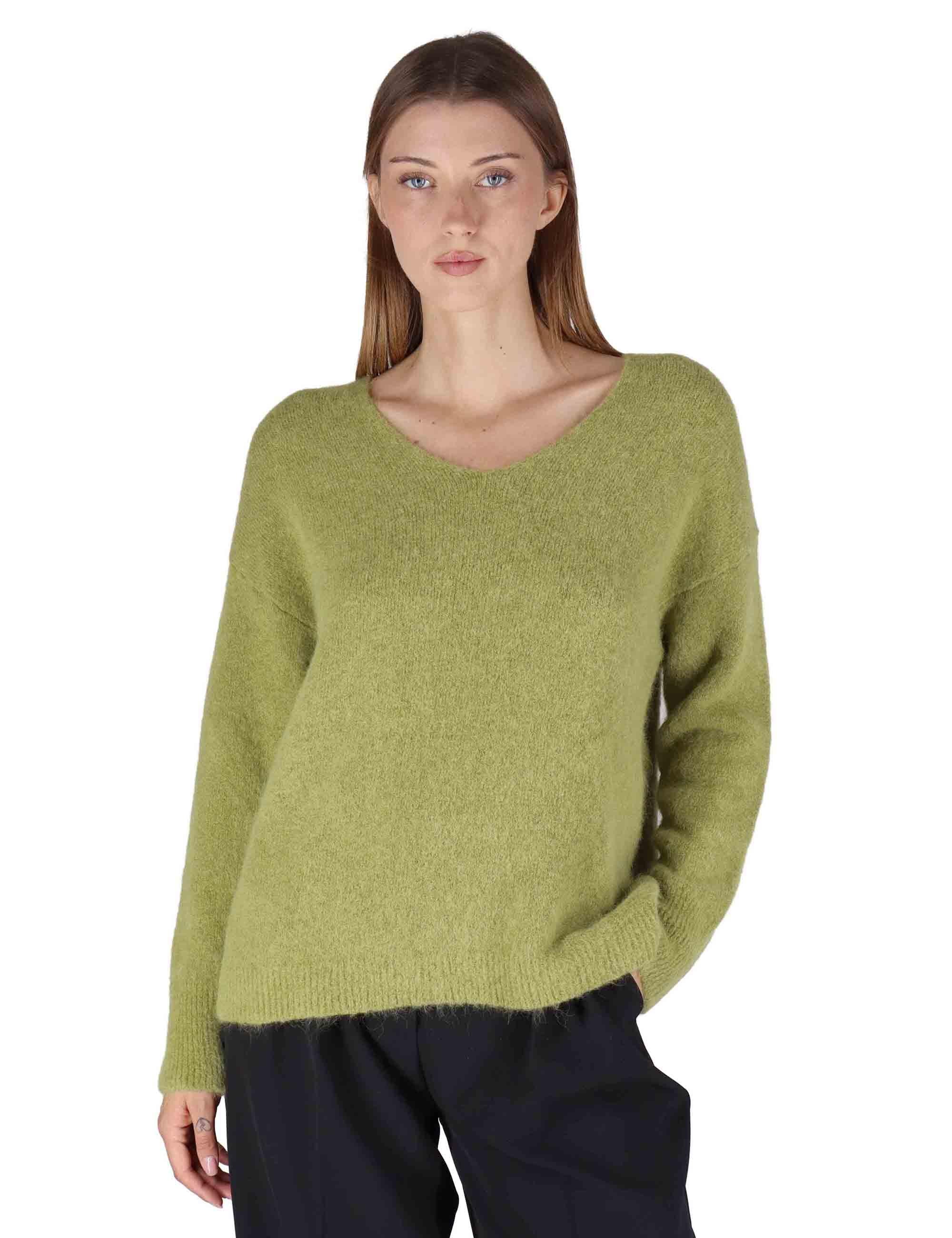 Maglioni donna in lana alpaca verde con ampio scollo a V JABMF0025-G074 7013 Justmine 