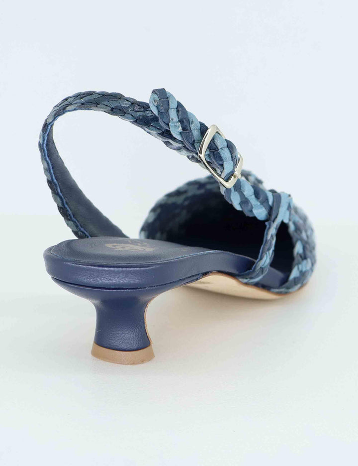 Slingback donna in pelle intrecciata blu tacco basso CH2568/RT 003 L'Arianna 