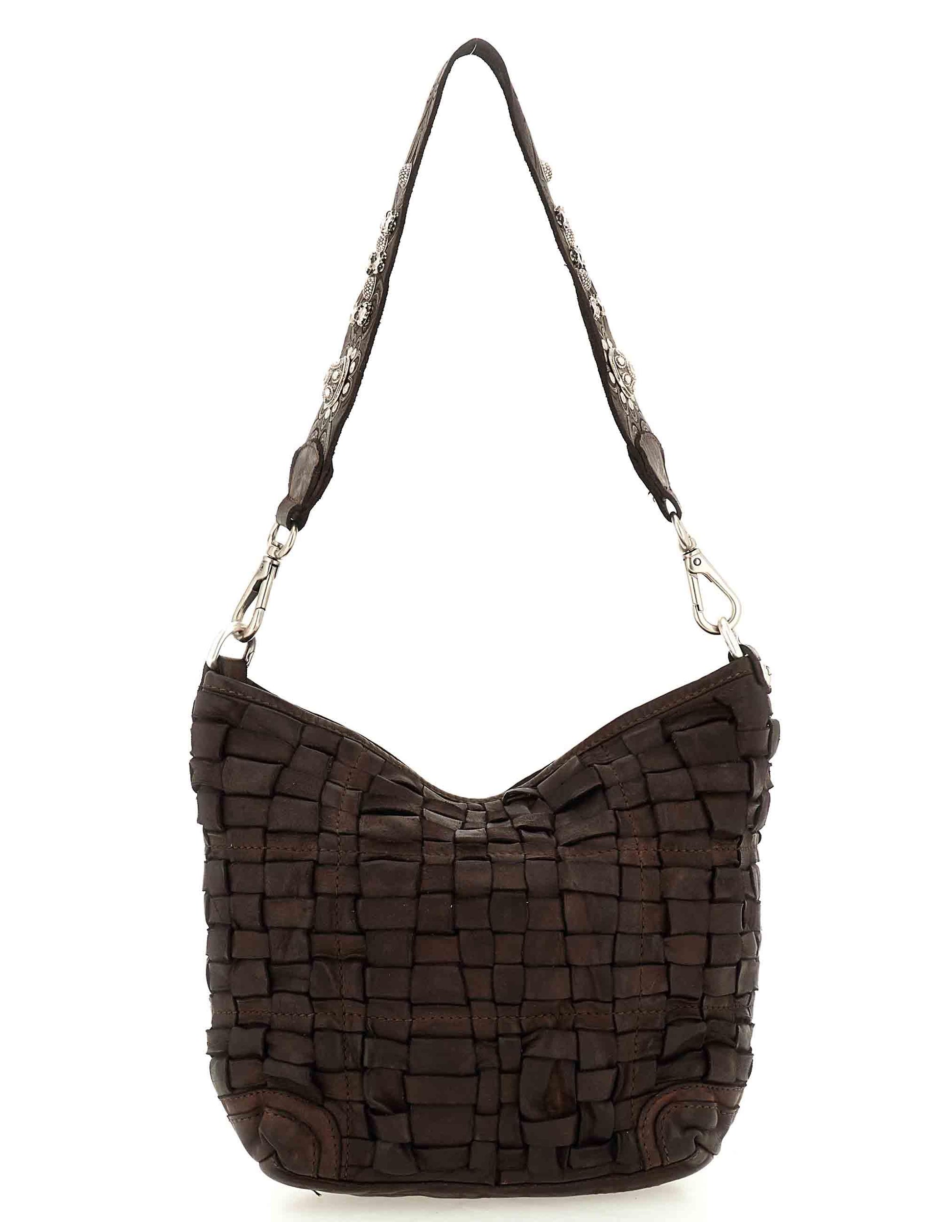 Borse donna Beth in pelle testa di moro intrecciata con tracolla borchiata C043760ND X0019 C1501 Campomaggi 