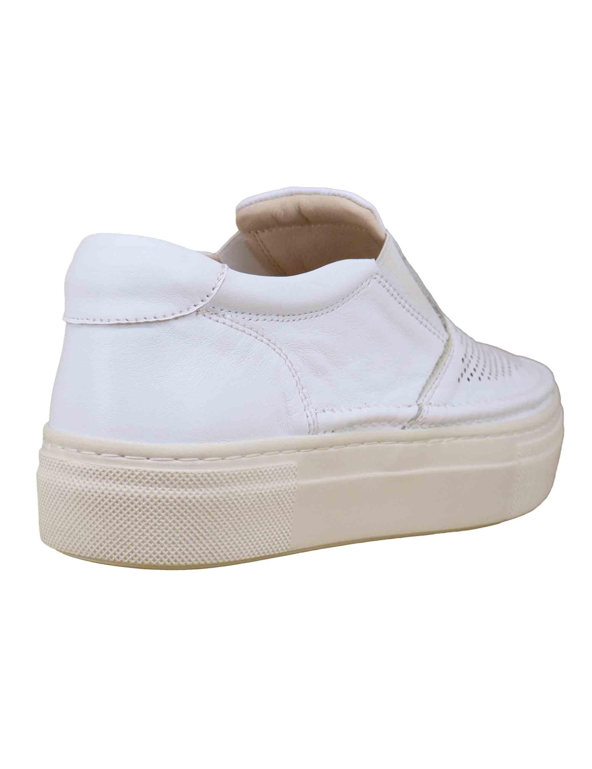 Sneakers donna in pelle bianca SP6045 001 Spatarella 