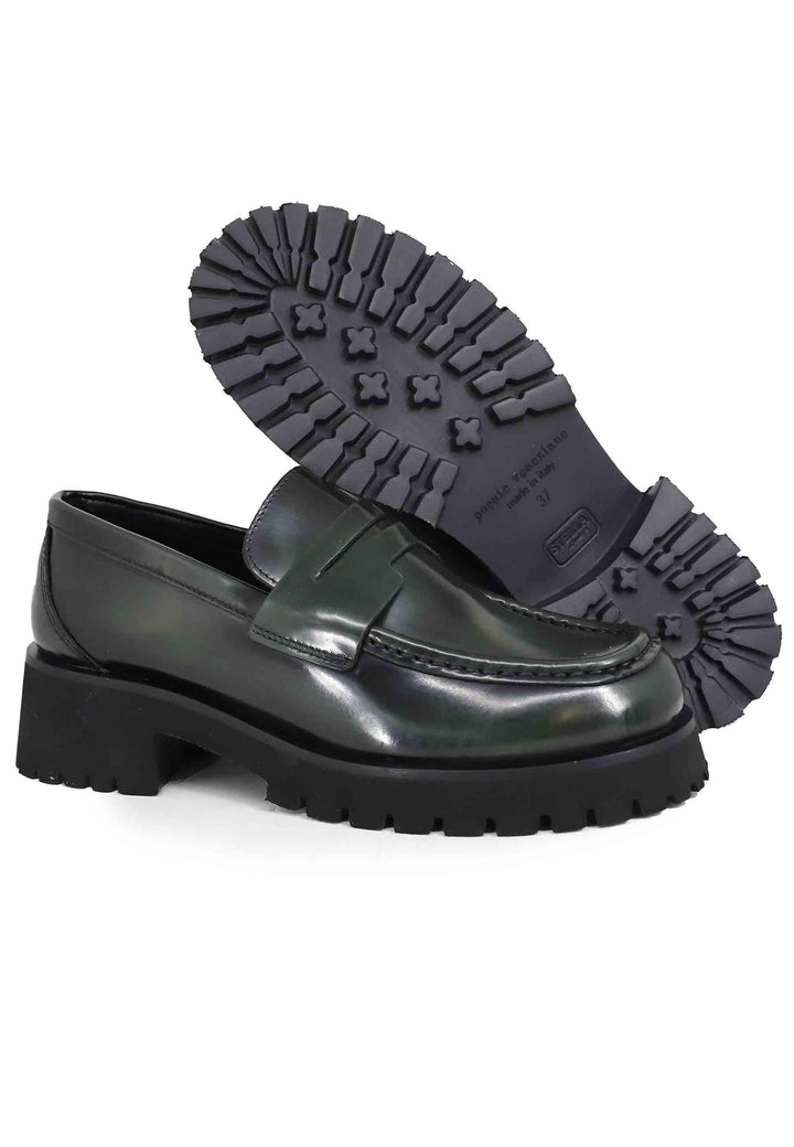 Mocassini donna in pelle lucida verde con suola carrarmato SMC61 005 Poesie Veneziane 