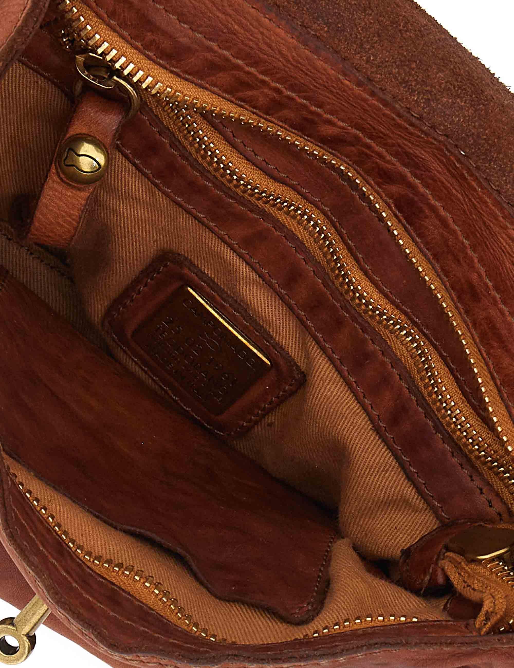 Borse donna Ginevra in pelle cuoio con borchie oro e tracolla removibile C043940ND X0007 C1502 Campomaggi 