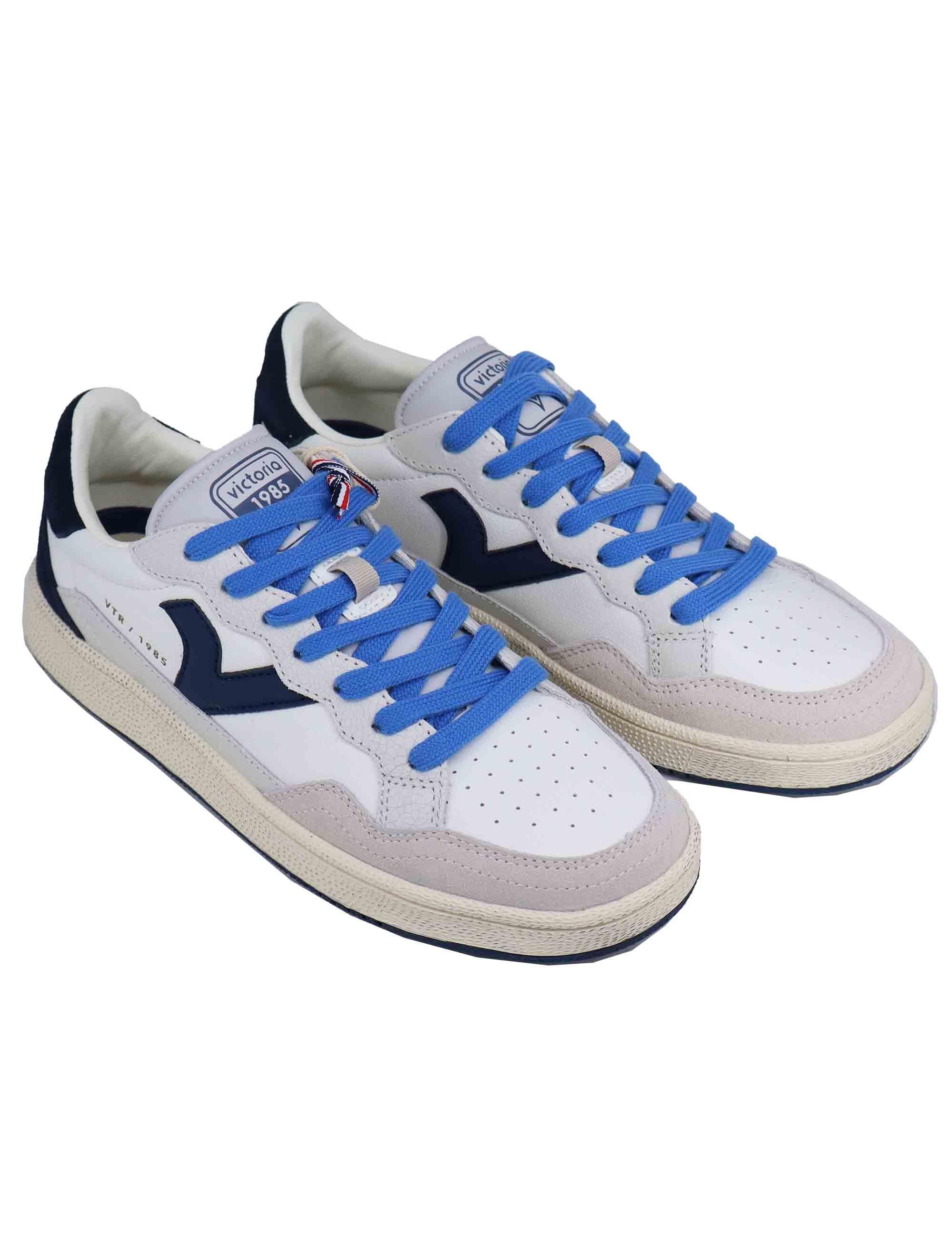 Sneakers uomo in pelle bianca con riporti blu Uomo 8806100 Azul