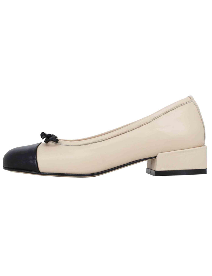 Ballerine donna in pelle beige con puntale e fiocco nero SPCH28 015 Spatarella 