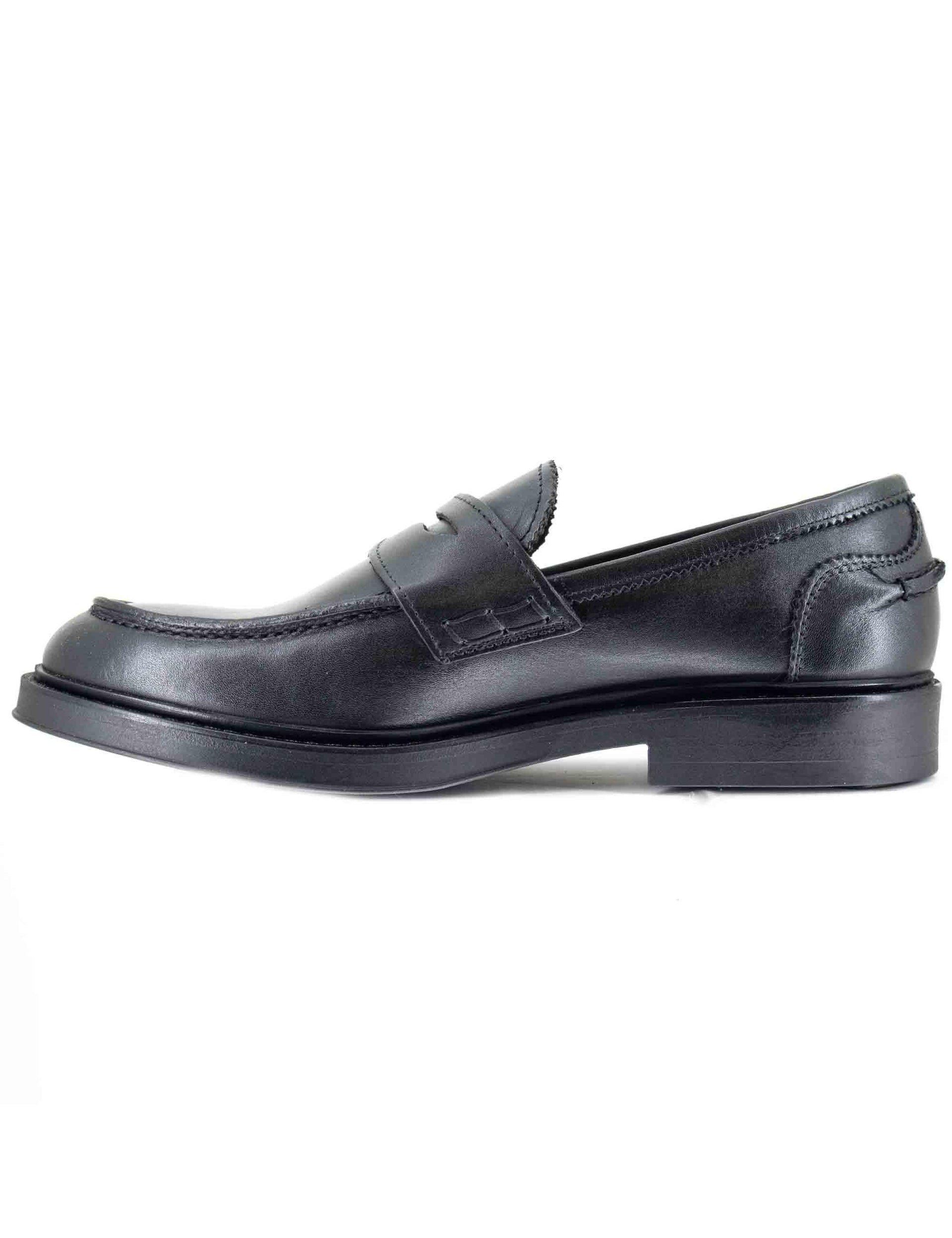 Mocassini uomo in pelle nera con suola in gomma cucita SP1056 0001 Spatarella 