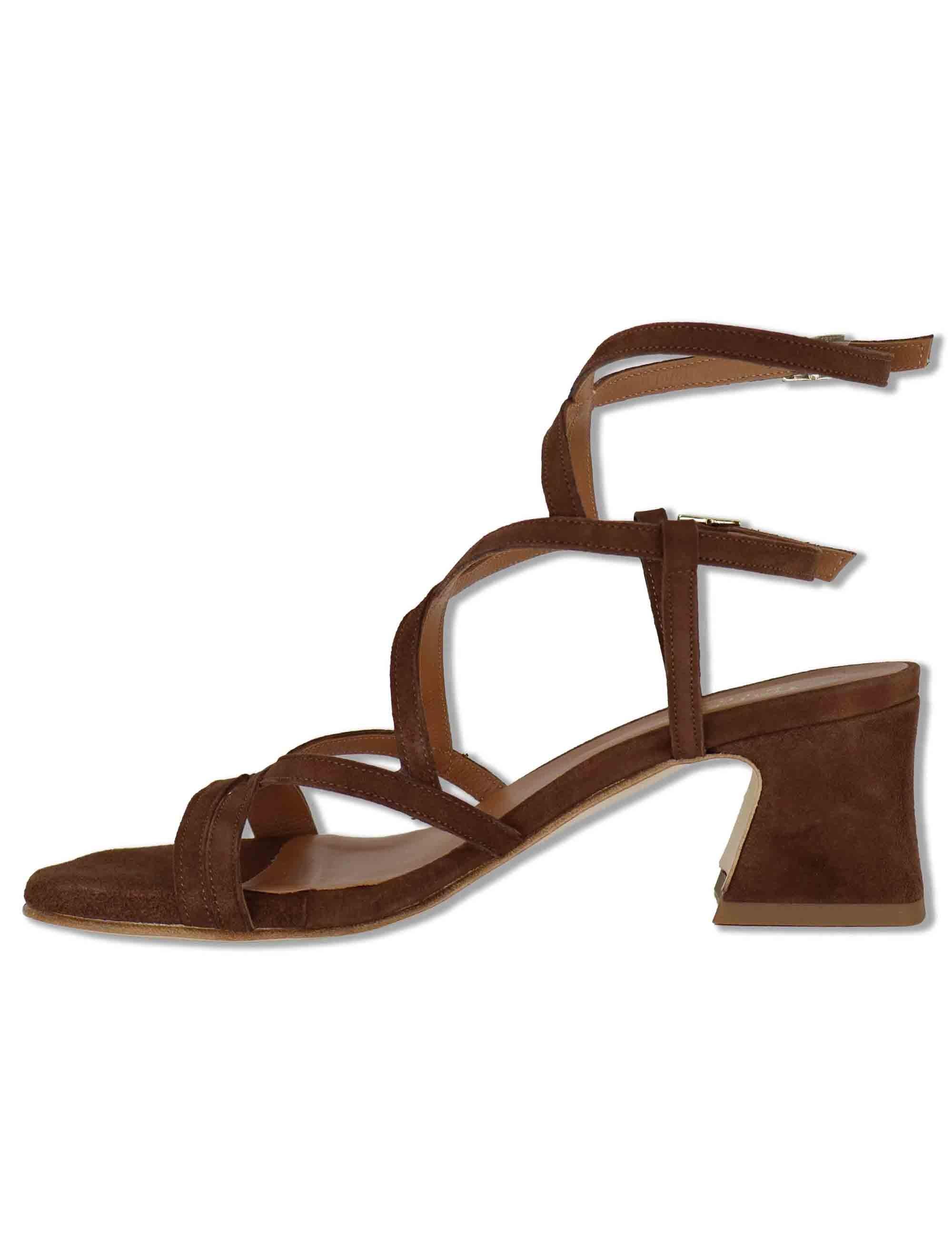 Sandali donna in camoscio marrone con cinturini e tacco medio 119 014 Tattoo 