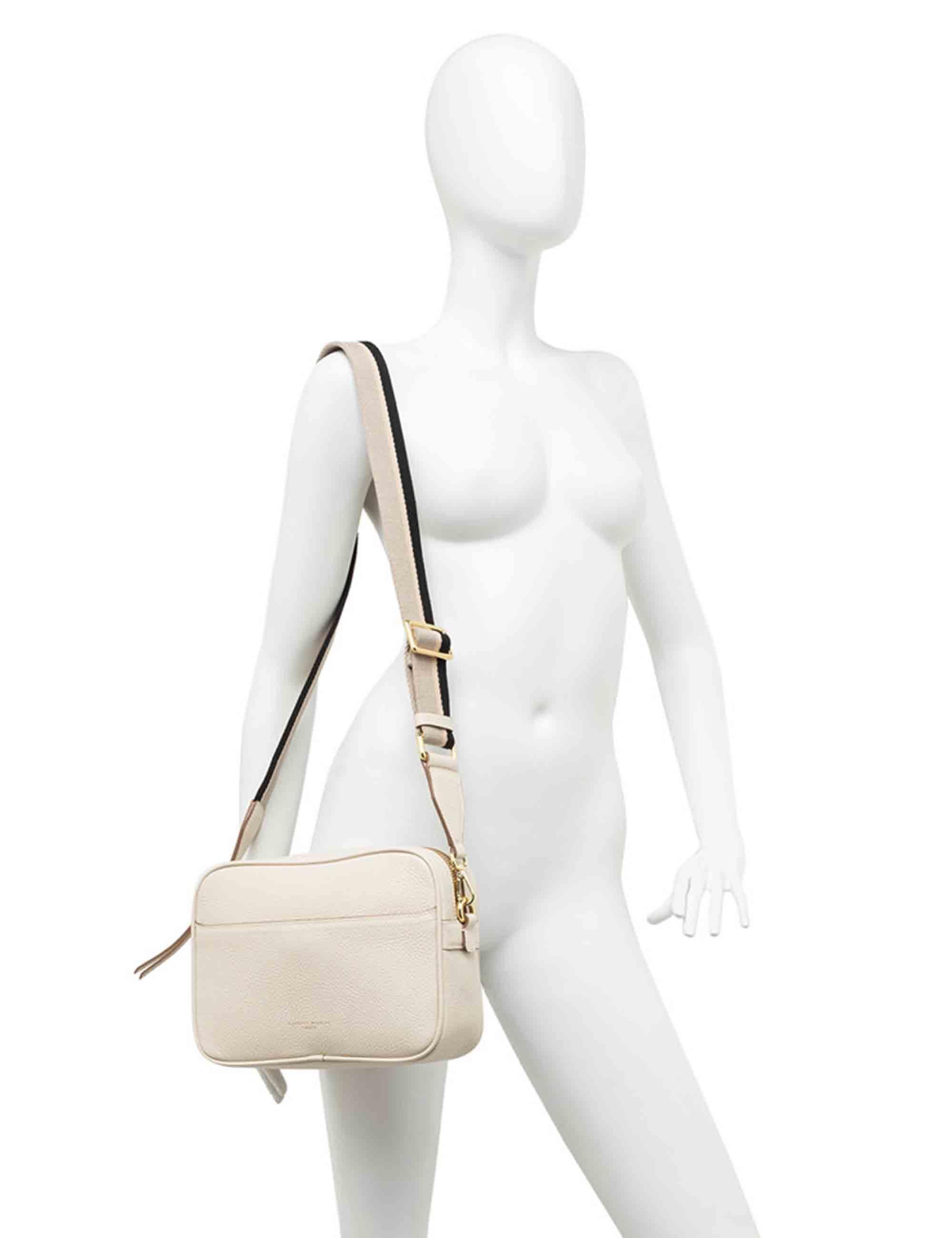 Gianni Chiarini Borse donna Nina in pelle martellata nera BS11180 001 COMMGRN-NAOP Gianni Chiarini 