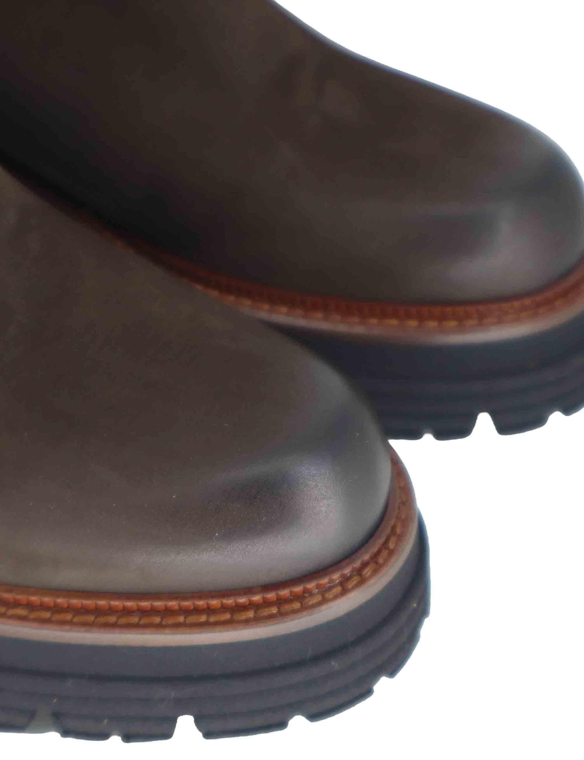 Stivaletti donna in nabuk marrone con zip posteriore e fondo carrarmato SP3270 014 Spatarella 