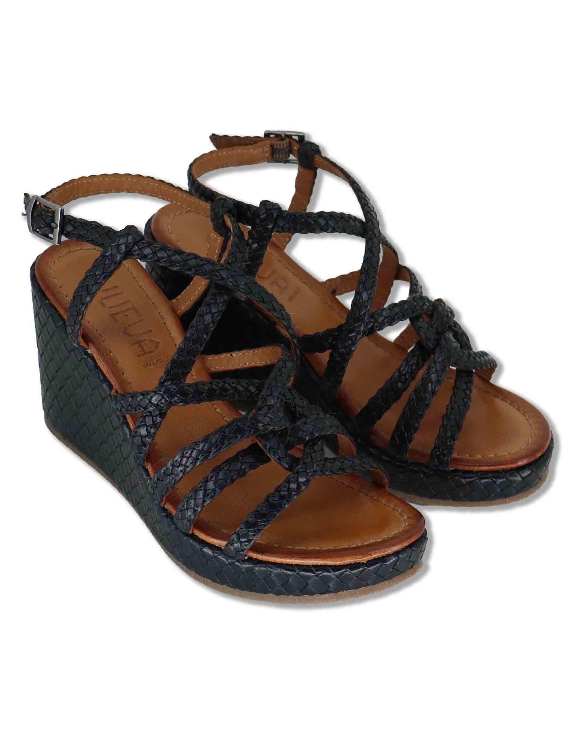 Sandali donna in pelle intrecciata nera con zeppa alta WD319R29 500007 Vueva 