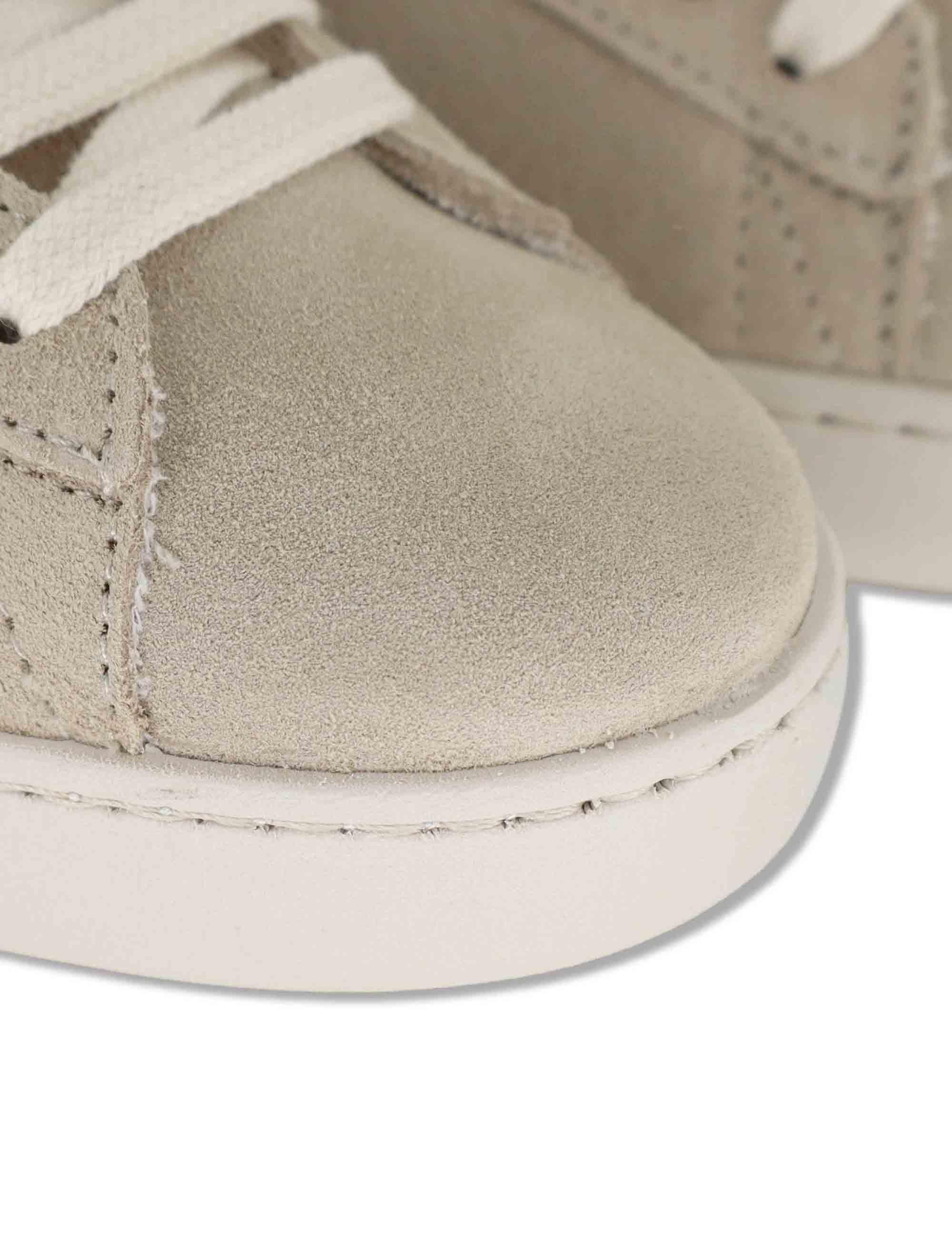 Sneakers donna Berlin in camoscio beige con logo in glitter 1126239 80_Beige Victoria 
