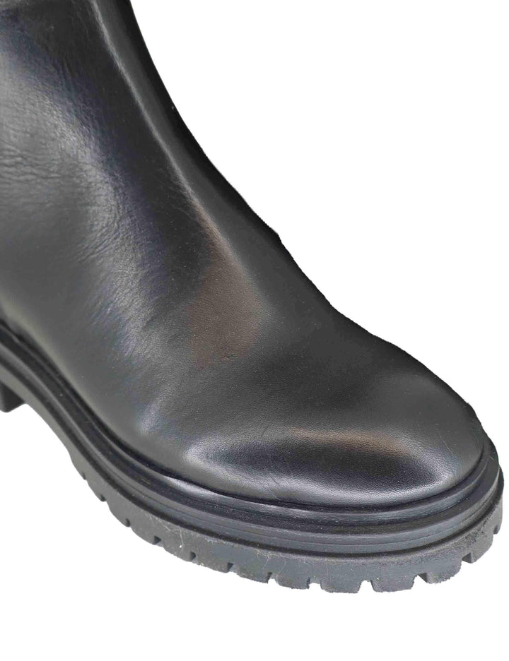 Stivali donna in pelle nera con suola in gomma carrarmato e tacco basso SPST1652 001 Spatarella 