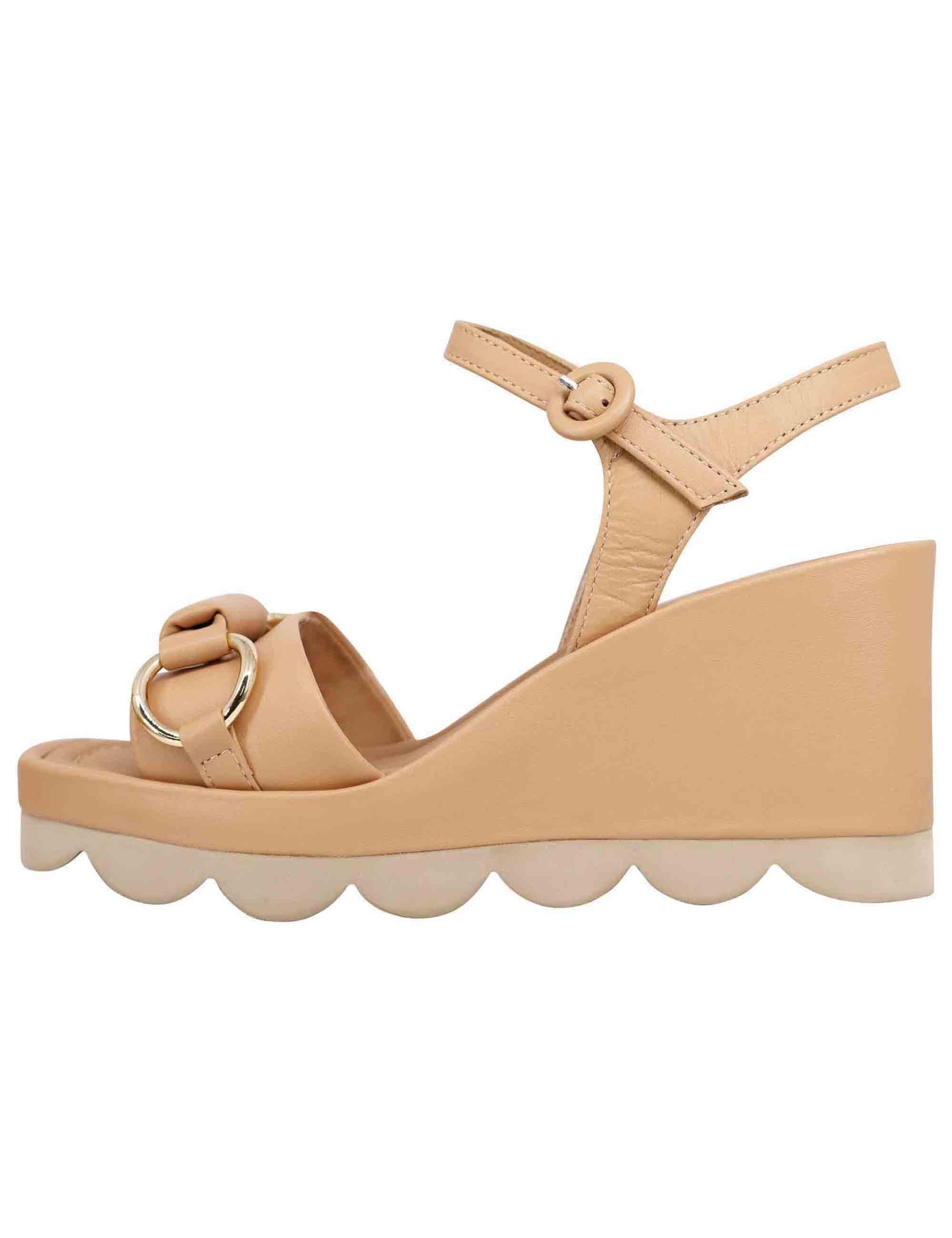 Sandali donna in pelle beige con zeppa alta e cinturino alla caviglia BH3405X 014 Bruno Premi 