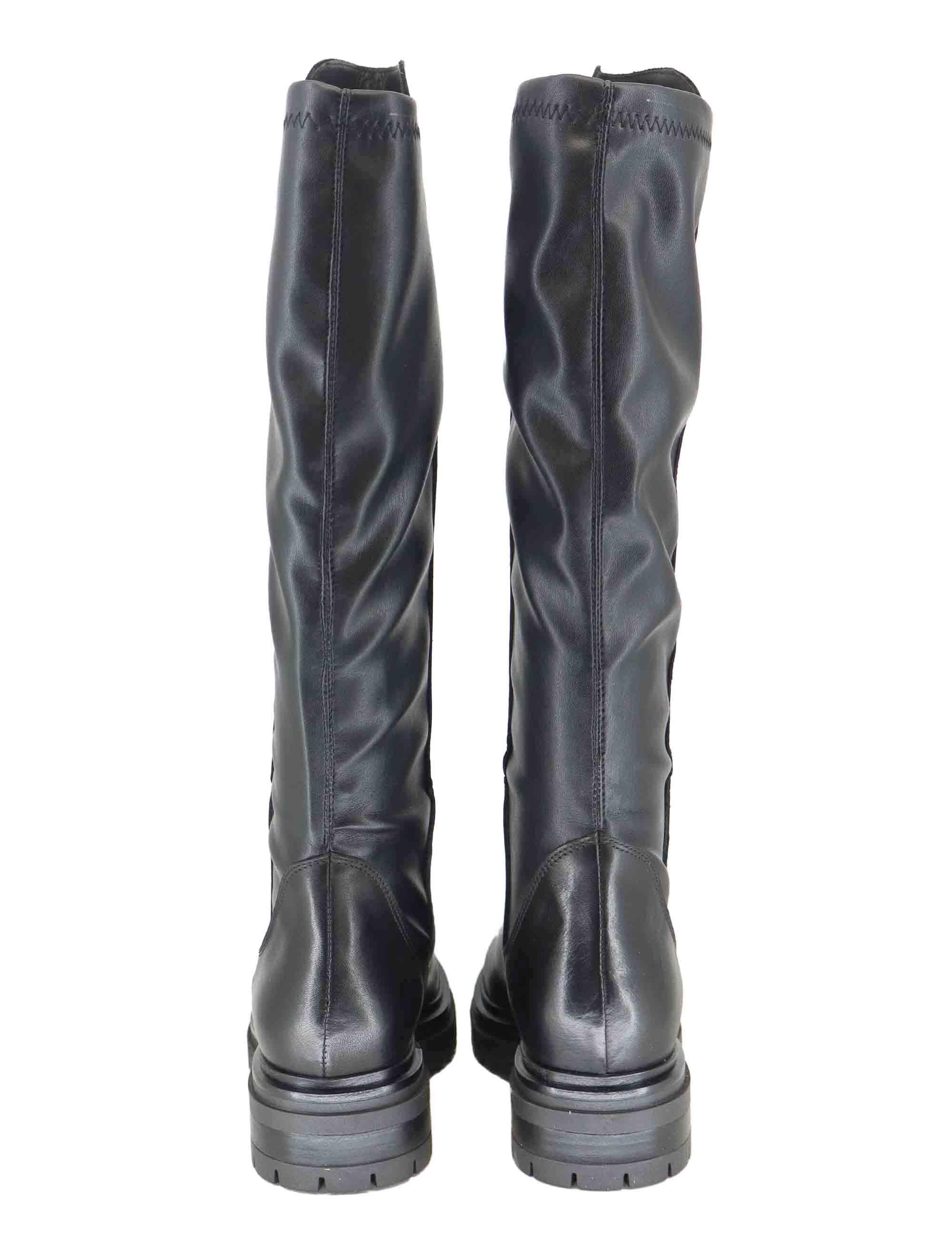 Stivali donna in pelle nera con suola in gomma carrarmato e tacco basso SPST1652 001 Spatarella 