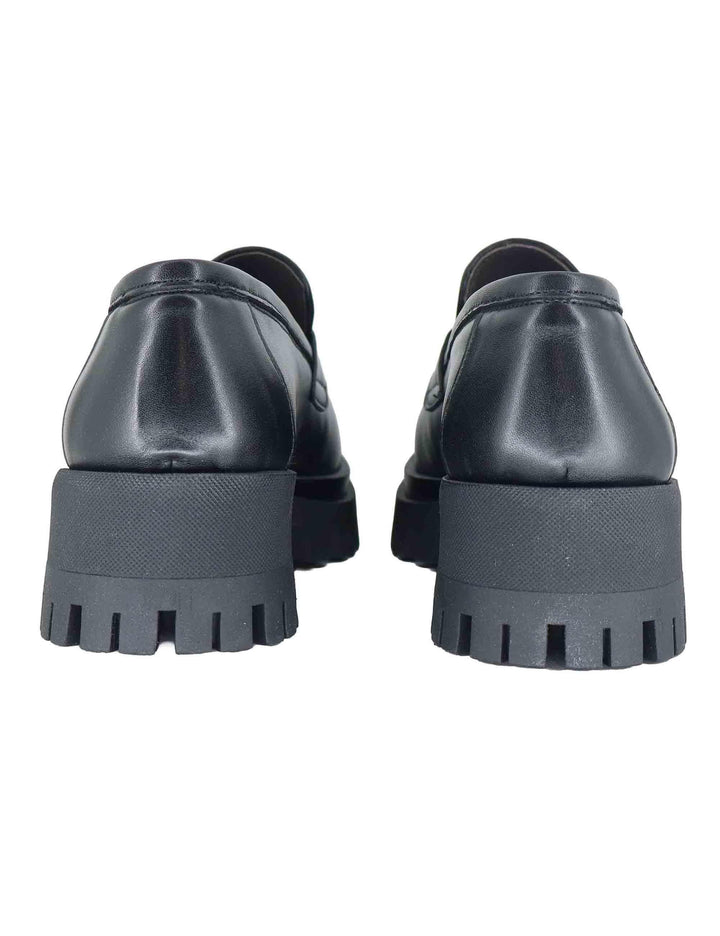 Mocassini donna in pelle nera con suola in gomma carrarmato SP1205 001 Spatarella 