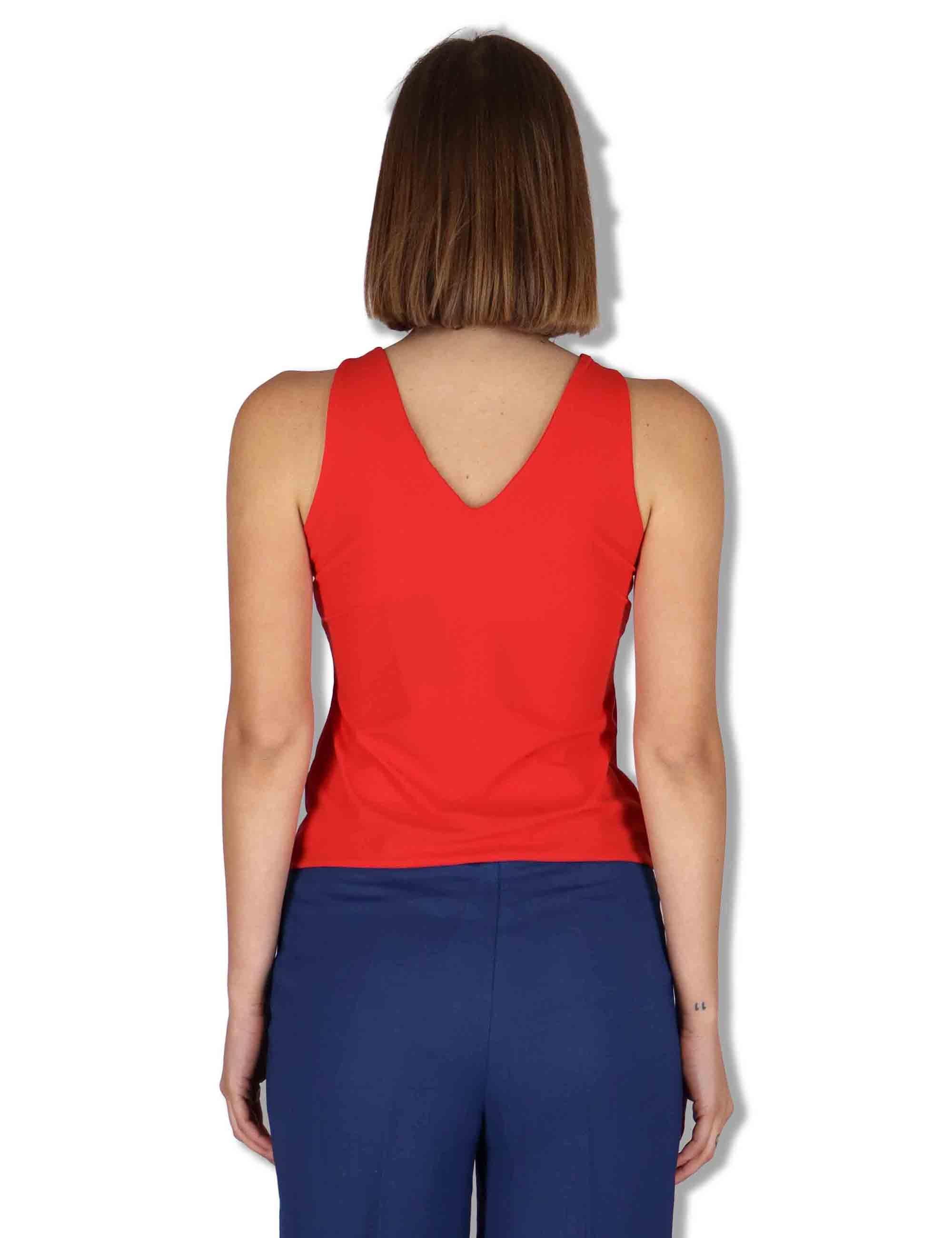 Top donna Soft Jersey in rosso con scollo a V e giromaniche JP556470210 30000 Maliparmi 