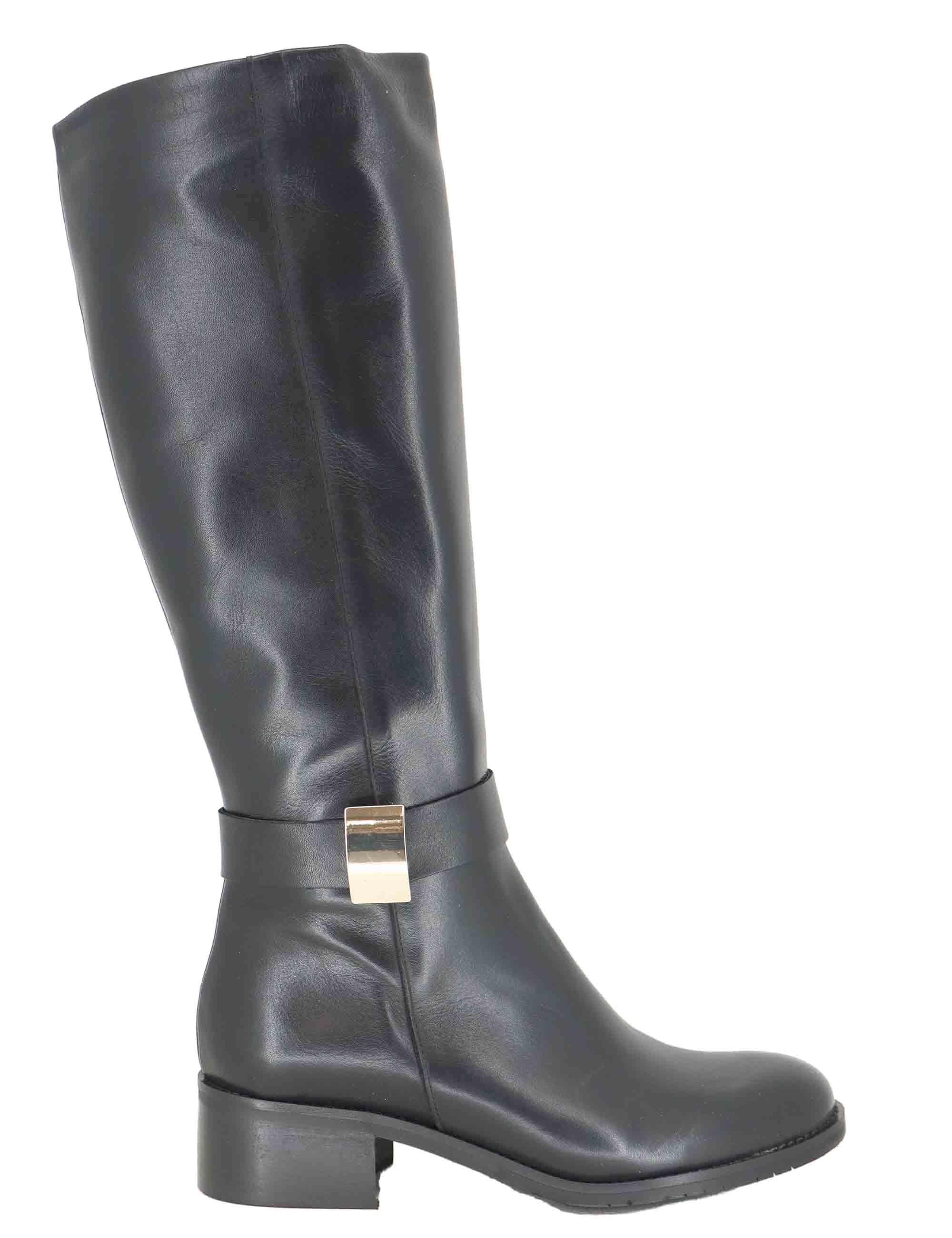 Stivali donna in pelle nera con fibbia oro laterale SPST7005 001 Spatarella 