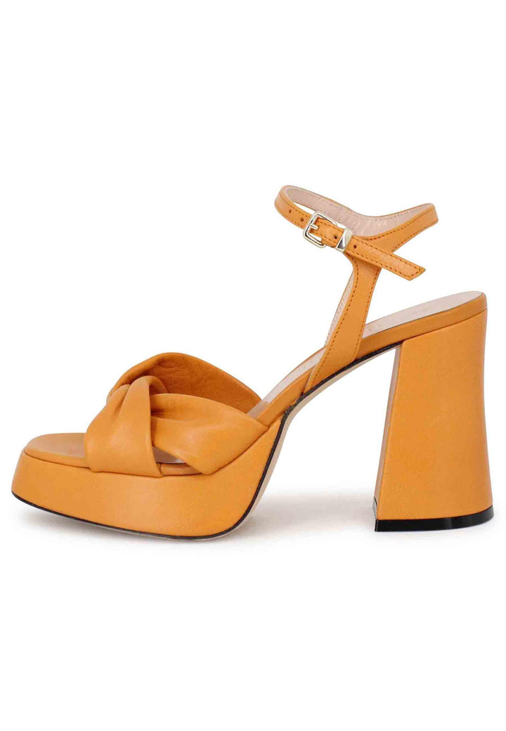 Sandali donna in pelle arancione con tacco alto plateau e cinturino alla caviglia SP1403 025 Spatarella 