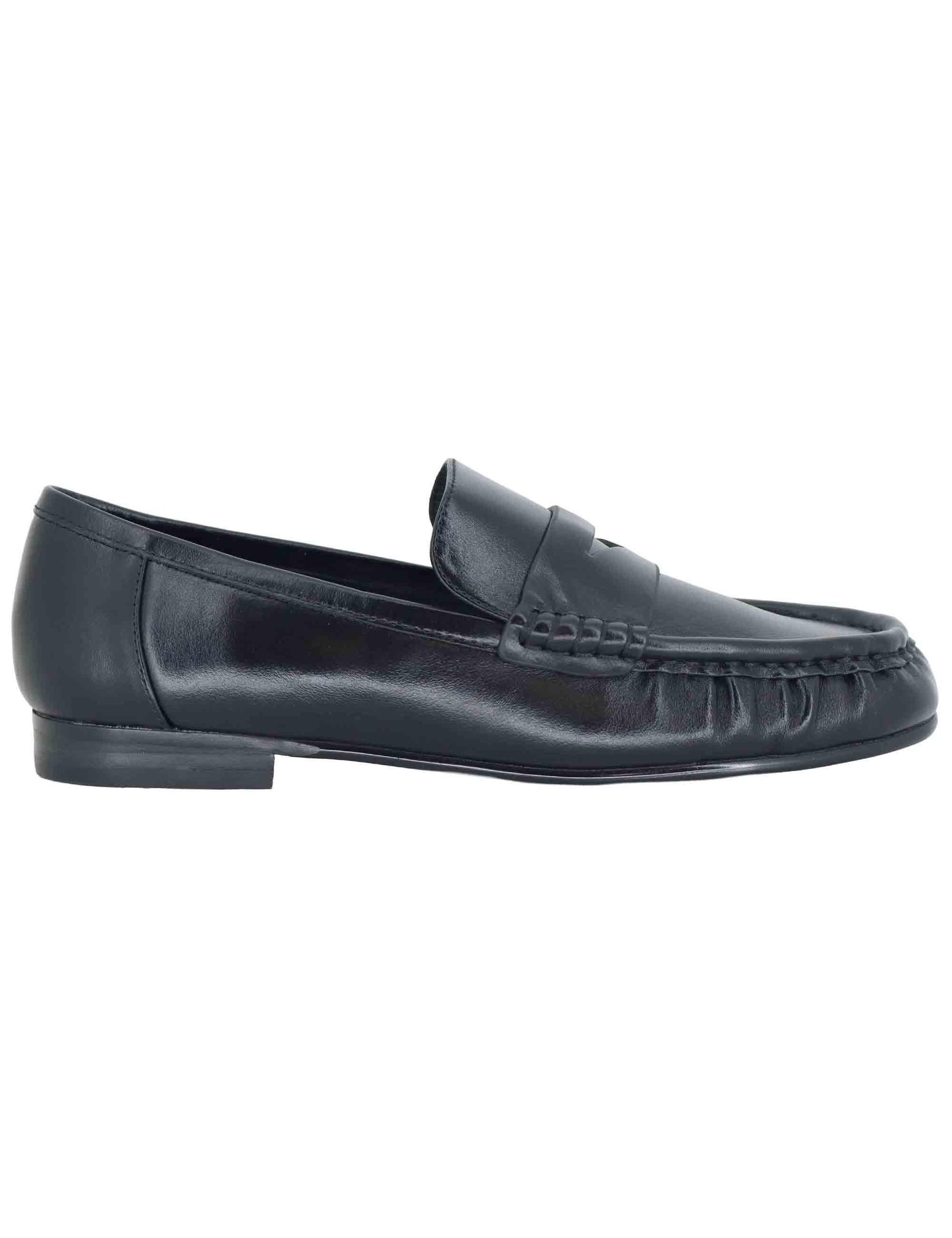 Mocassini donna in pelle nera con tacco basso e suola in gomma 661Z12VK 03 Bibi Lou 