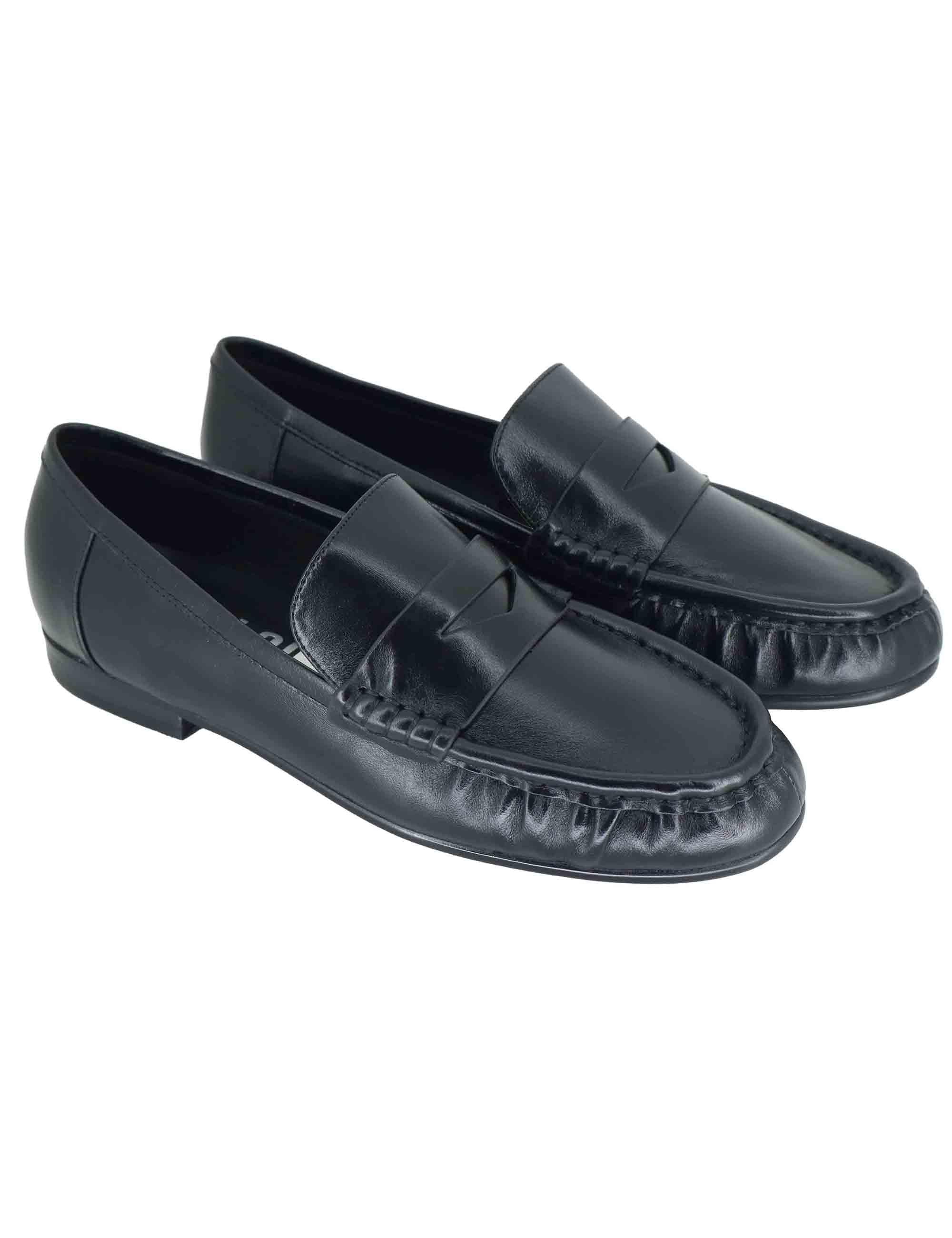 Mocassini donna in pelle nera con tacco basso e suola in gomma 661Z12VK 03 Bibi Lou 