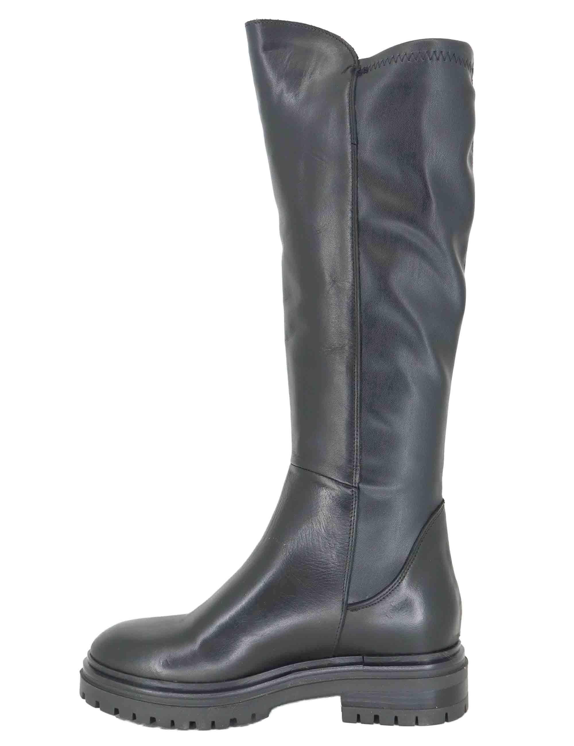 Stivali donna in pelle nera con suola in gomma carrarmato e tacco basso SPST1652 001 Spatarella 