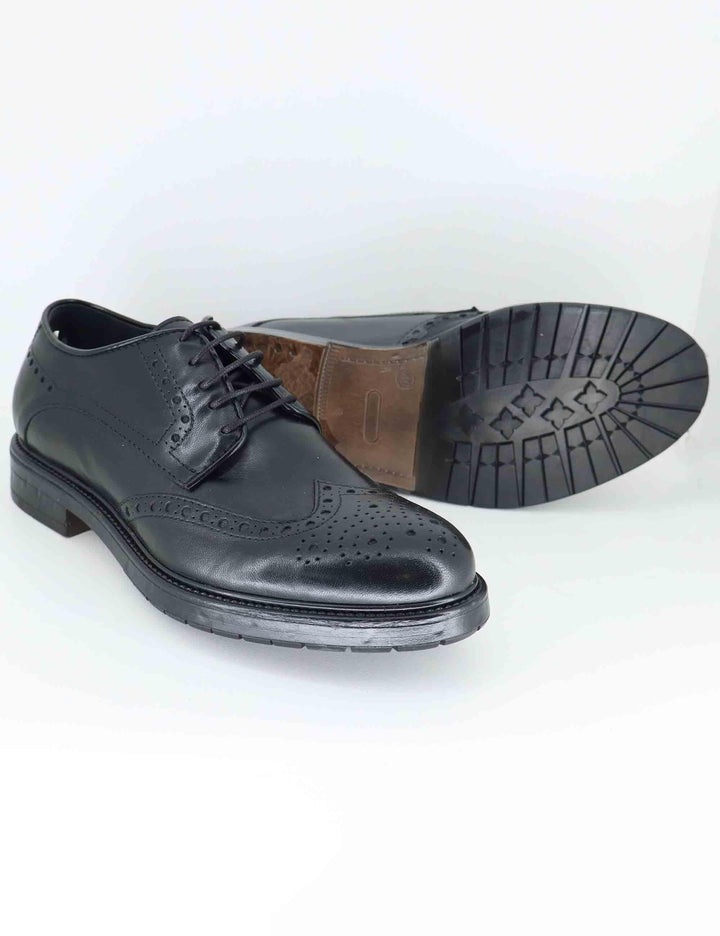 Stringate uomo in pelle nera con impunture e suola in gomma SPGB2080 001 Spatarella 