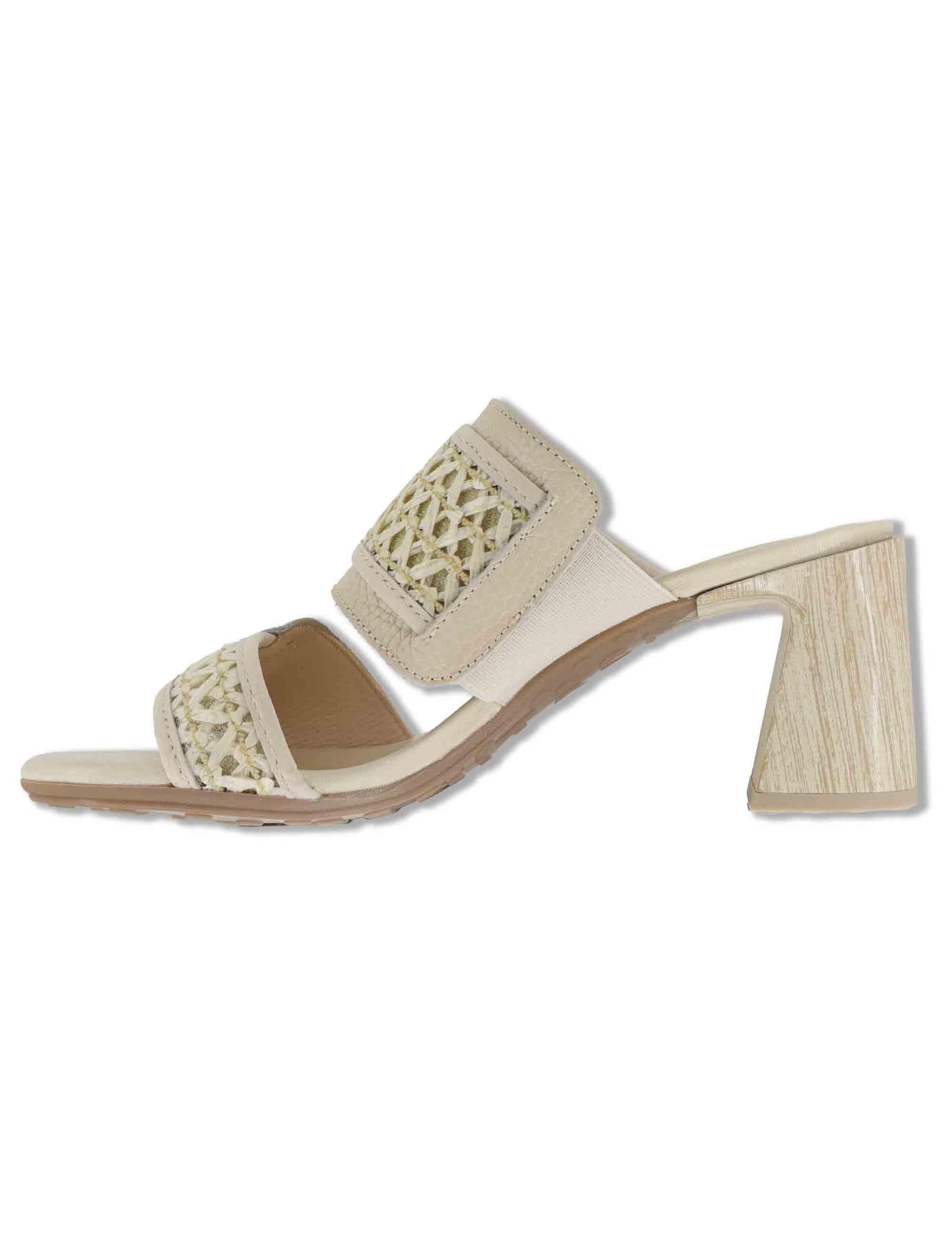 Sandali donna in pelle off white con doppia fascia e tacco alto RHV264747 PANNA Hispanitas 