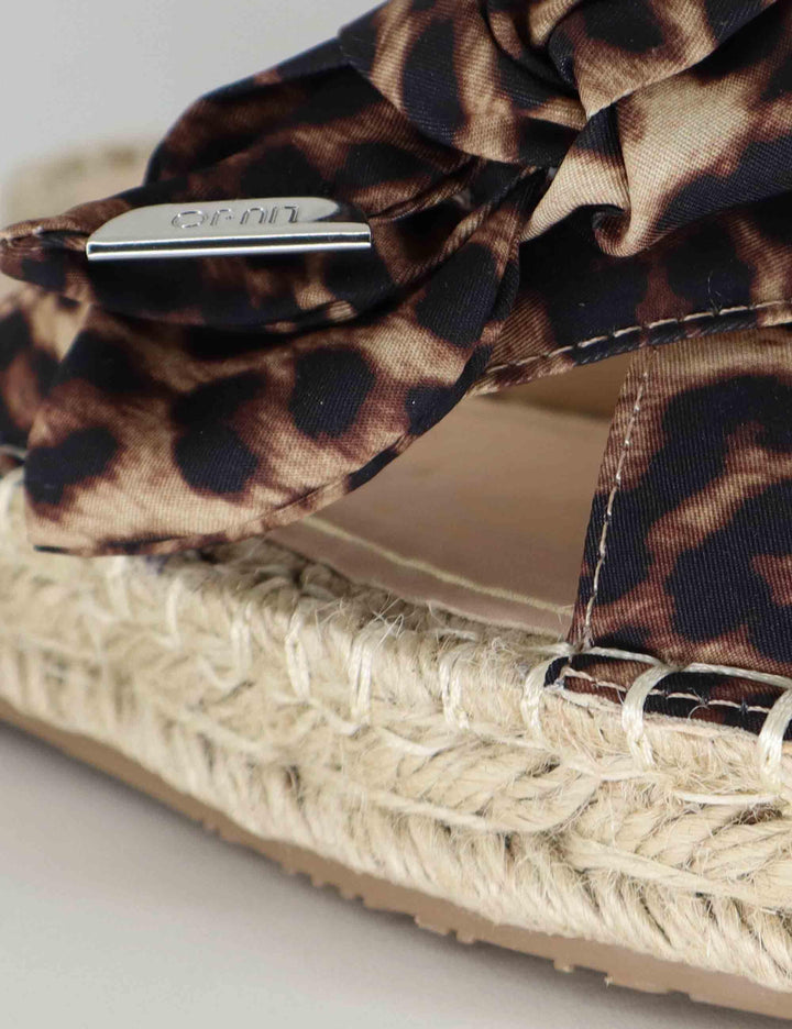 Sandali donna espadrillas in tessuto animalier con incrocio e fiocco PAROS 03 LEOPARD Liu-Jo 