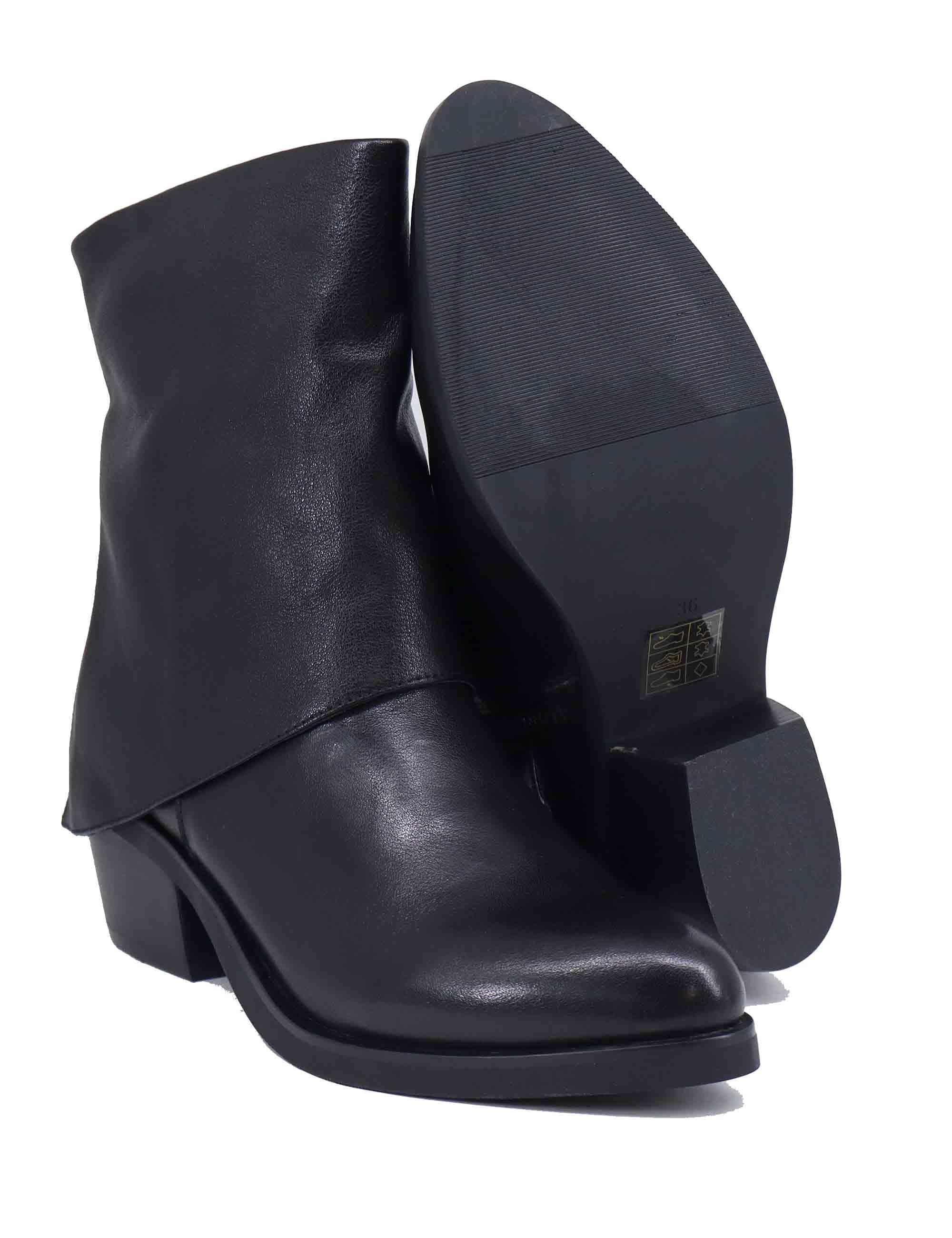 Stivaletti donna in pelle nera con risvolto BI5905X 001 Bruno Premi 