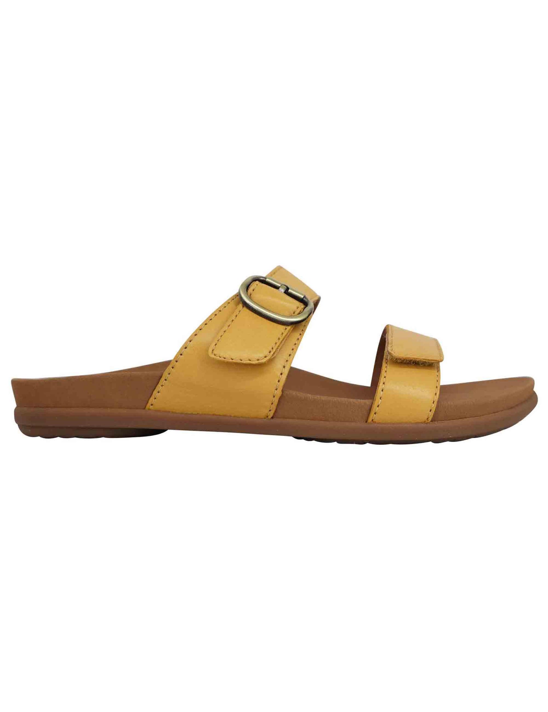 Sandali bassi donna in pelle gialla con fibbia laterale JUSTINE 6220-170300 Dansko 