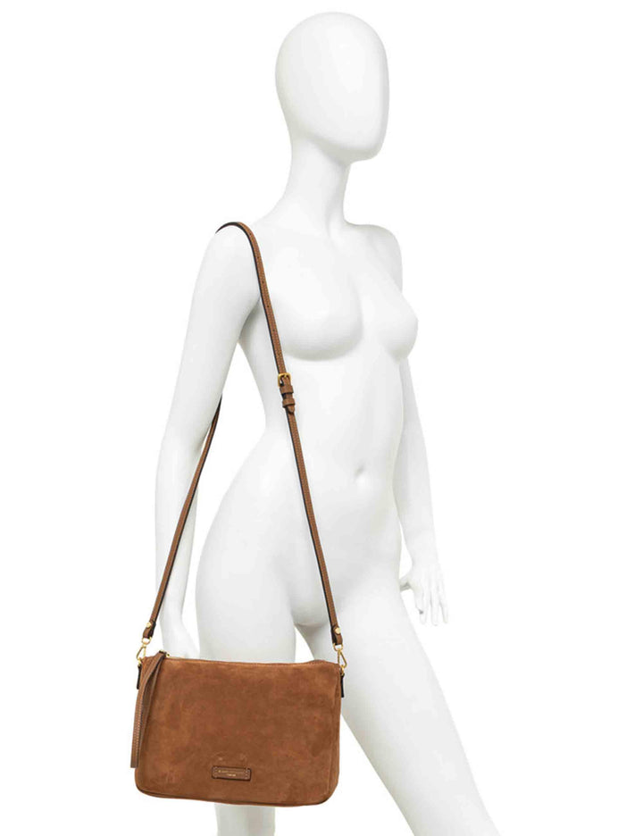 Borse donna Nora Pouch in pelle scamosciata cuoio con polsiera e tracolla BS10225 CM-PL 1478 Gianni Chiarini 