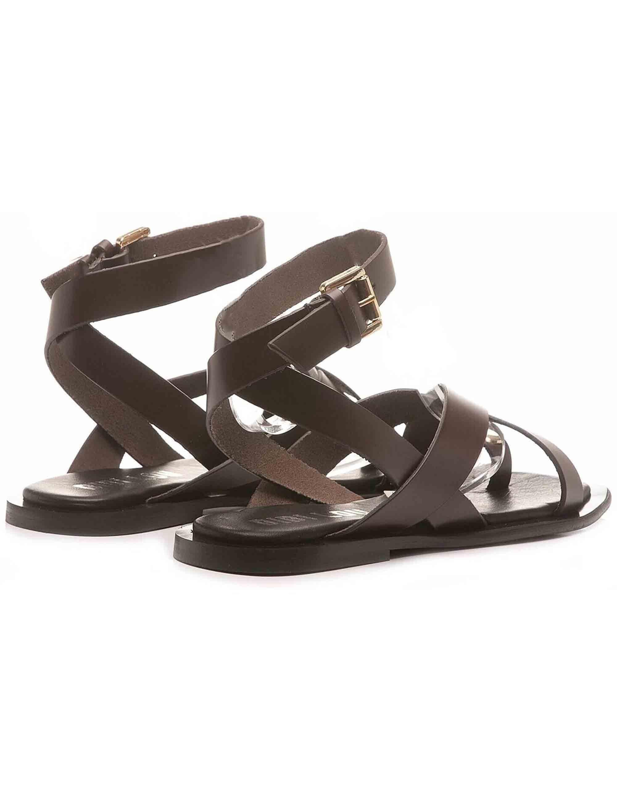 Sandali donna infradito in pelle marrone con borchie oro e tacco basso Vaz 902Z08AA 90-MARRON Bibi Lou 