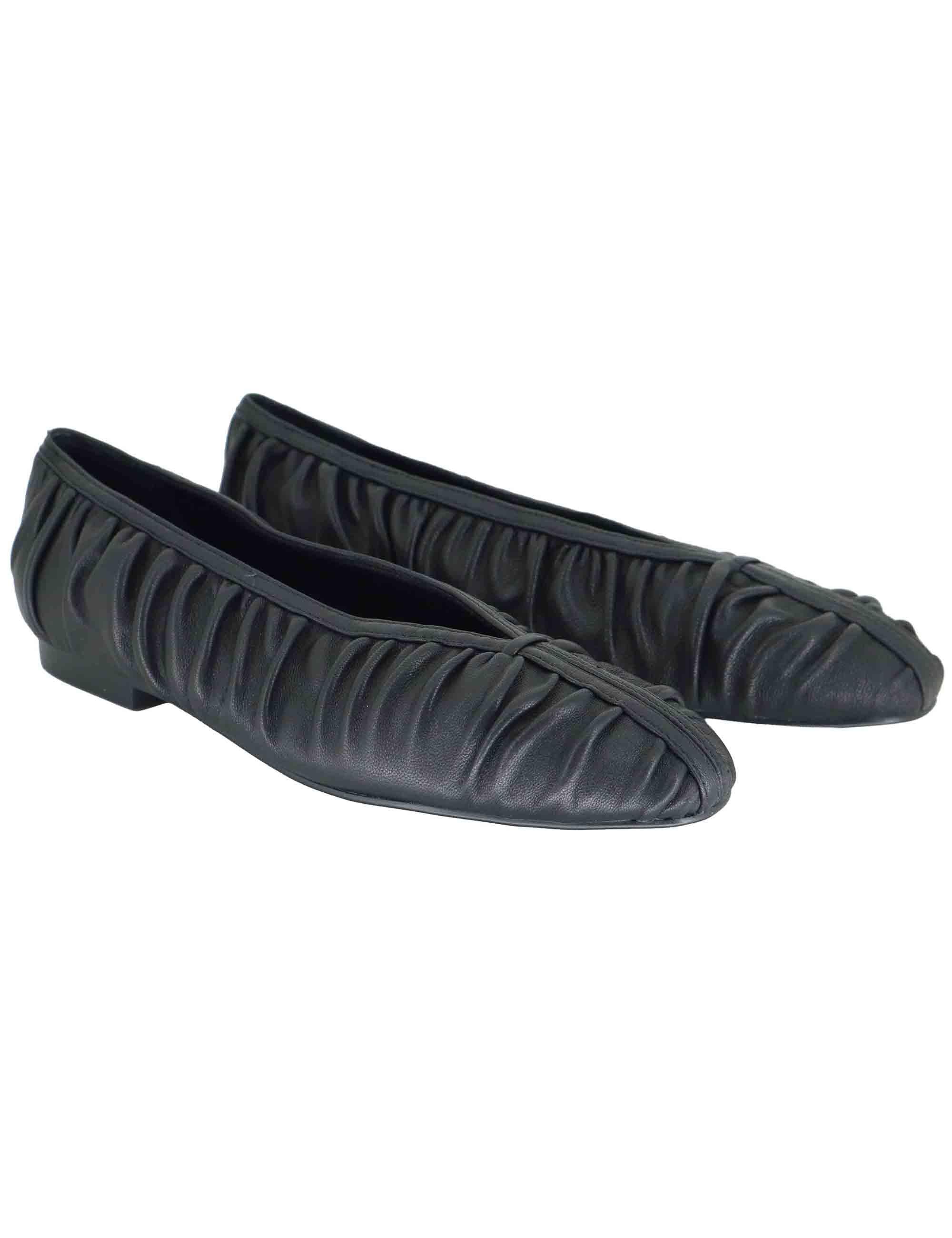 Ballerine donna in pelle nera plissè con tacco basso e punta tonda 595Z10VK 03 Bibi Lou 