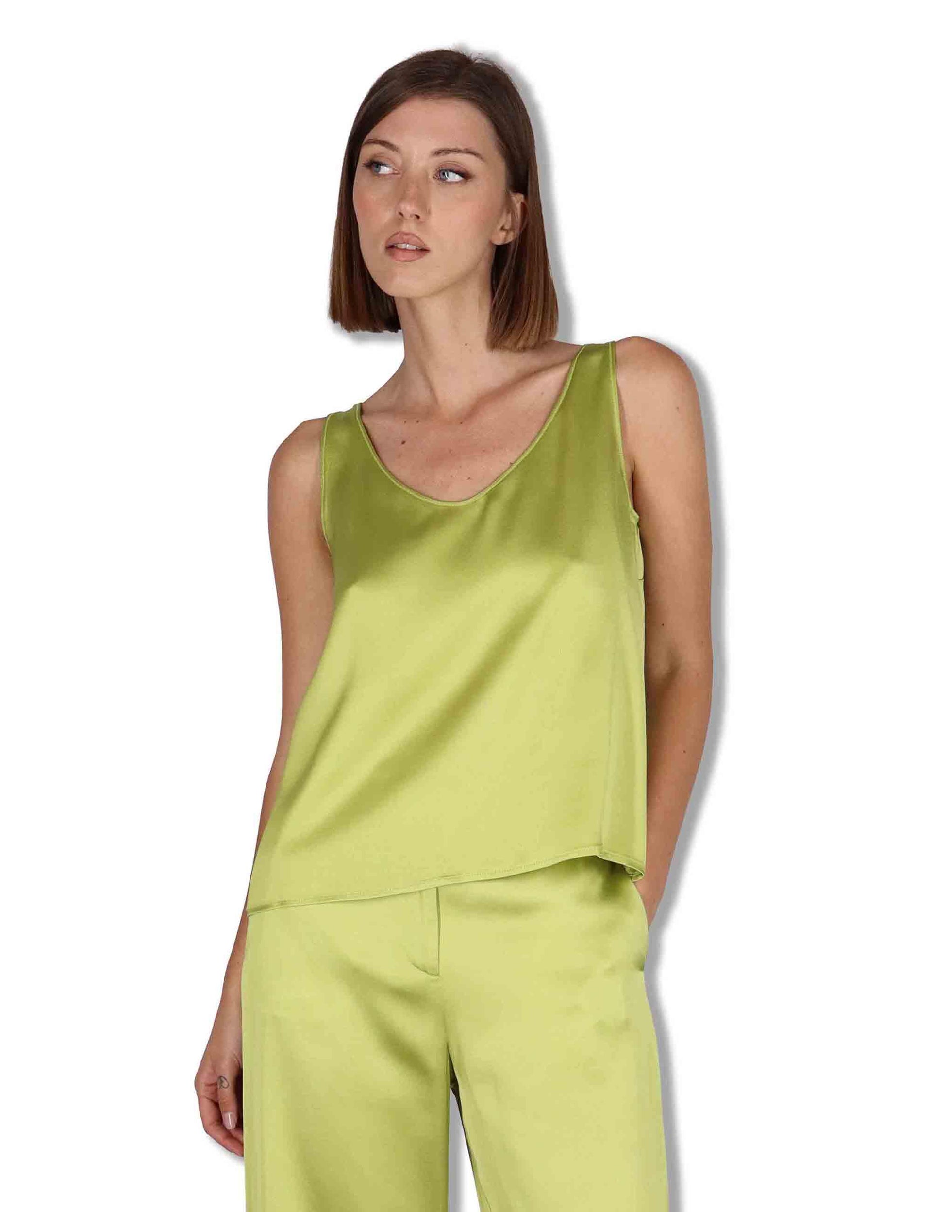 Top donna Shiny Cady in satin verde svasato con scollo posteriore JP556950631 60109 Maliparmi 