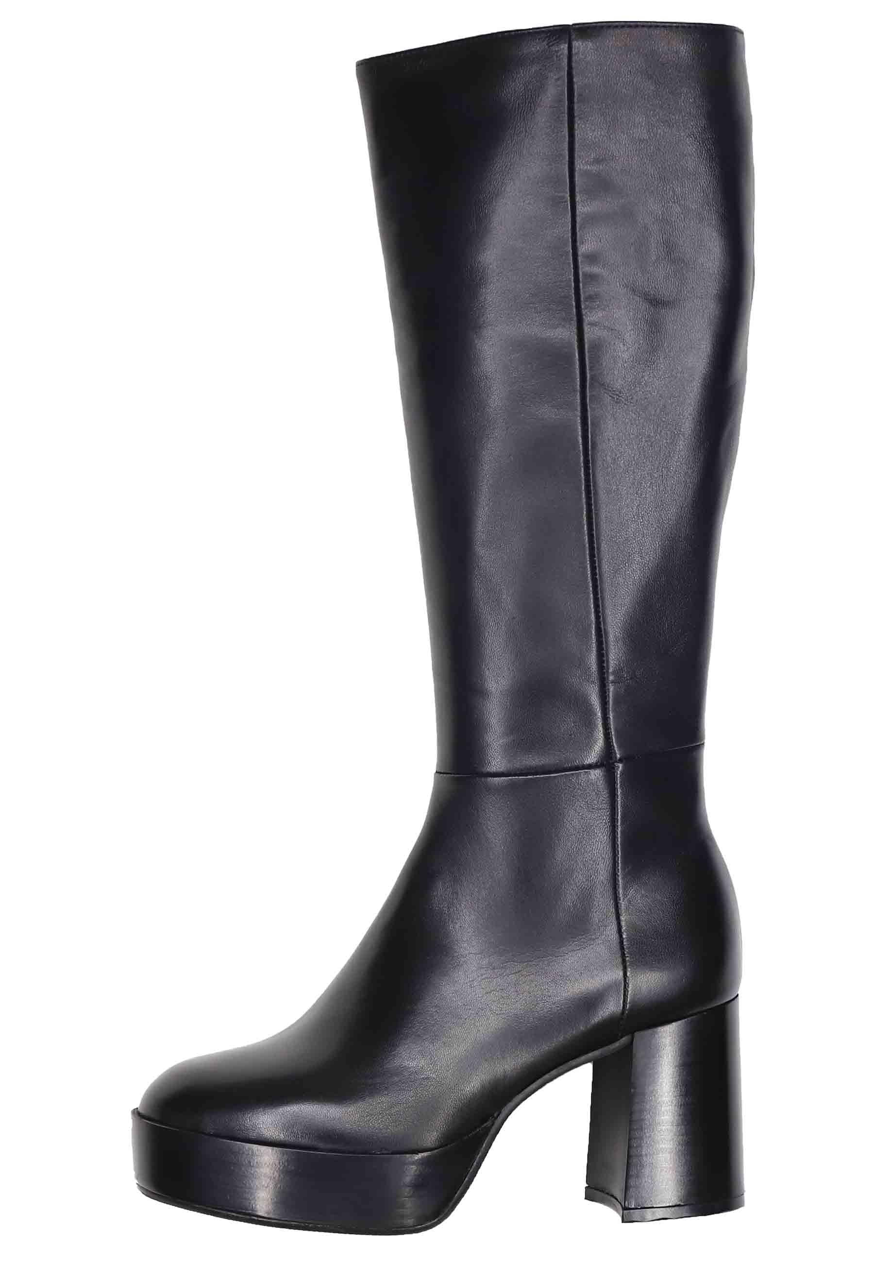 Stivali donna in pelle nera con tacco e plateau ST1557 001 L'Arianna 