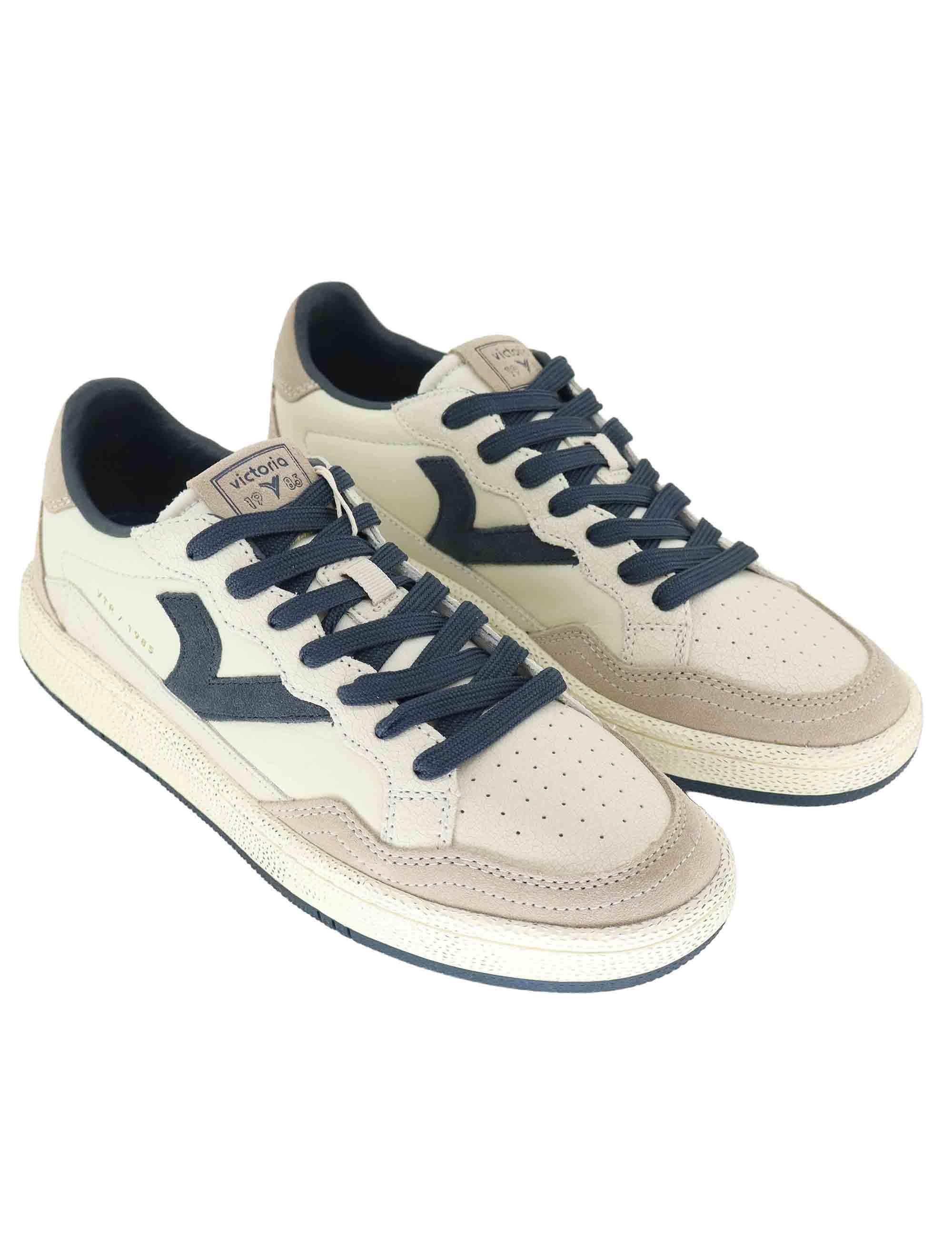 Sneakers uomo in pelle bianca con riporti blu 8806112 Marino Victoria 