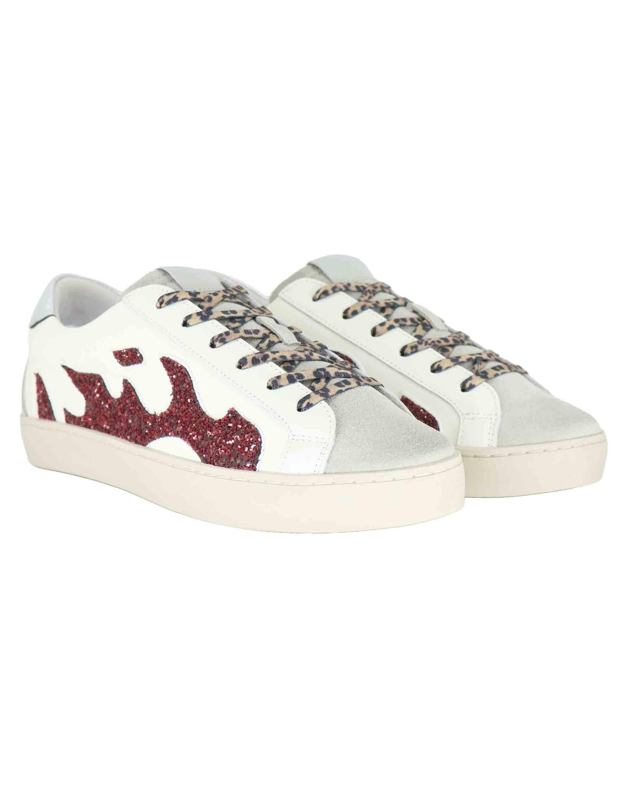 Sneakers donna in pelle bianca con logo glitter D0011S10 02 Gamin 
