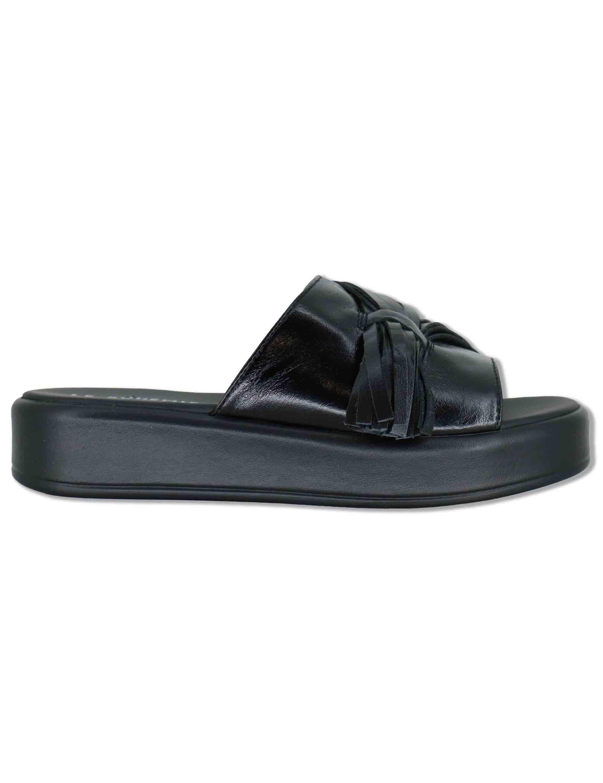 Sandali donna in pelle nera con zeppa bassa e sottopiede imbottito ZB03 1 Le Bohemien 
